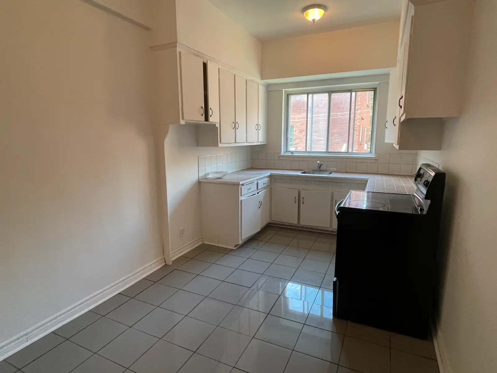 https://www.kijiji.ca/v-view-details.html?adId=1525863879 | 190205803