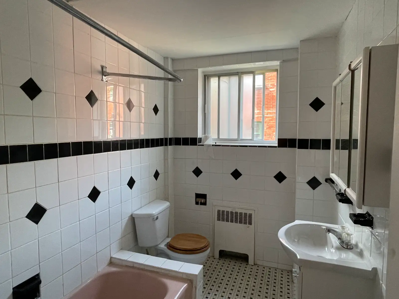 https://www.kijiji.ca/v-view-details.html?adId=1525863879 | 190205803