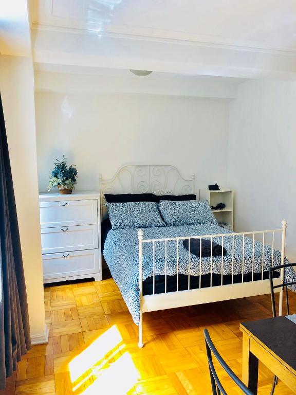 Appartement Meublé à louer 1½ 2½ 3½ TOUT INCLUS Guy Concordia | 1039942674