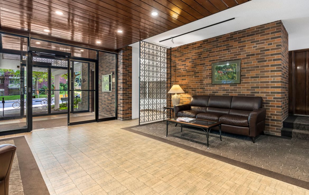 Mile End – 2 chambres / 1300 pi² | 147321692