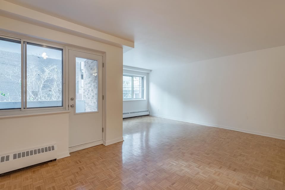 Mile End – 2 chambres / 1300 pi² | 147321692