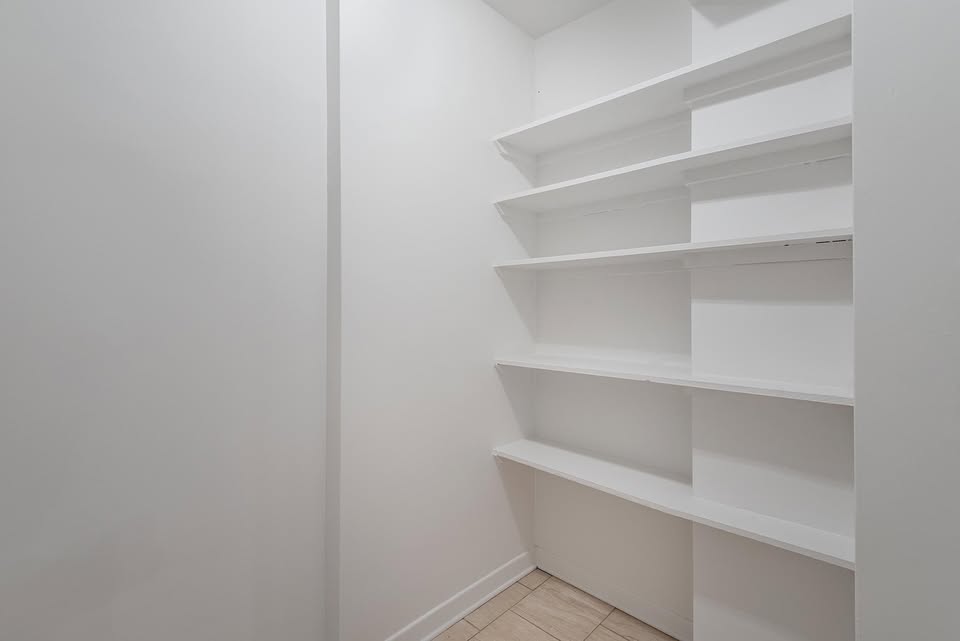 Mile End – 2 chambres / 1300 pi² | 147321692