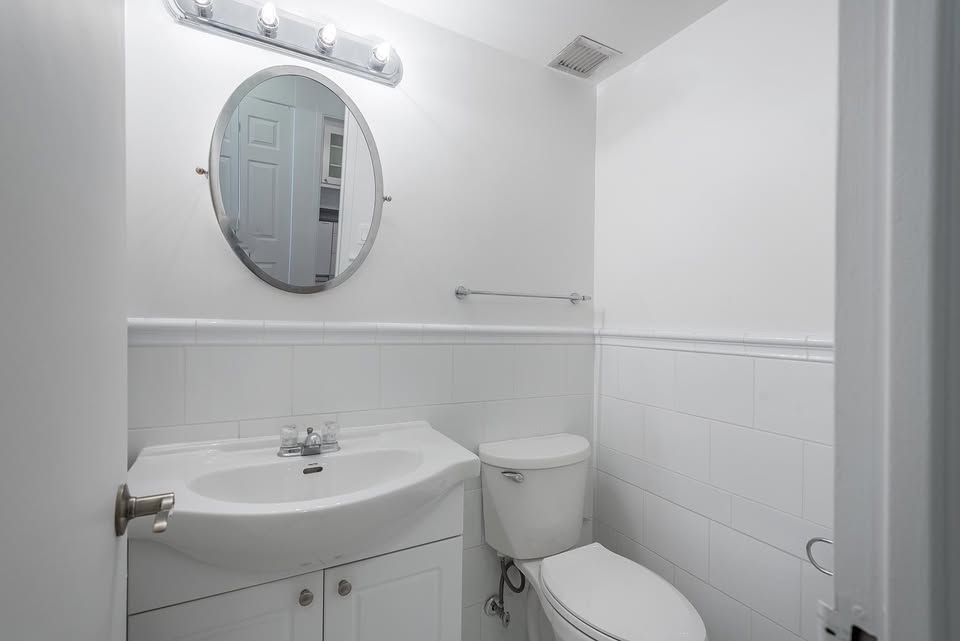 Mile End – 2 chambres / 1300 pi² | 147321692