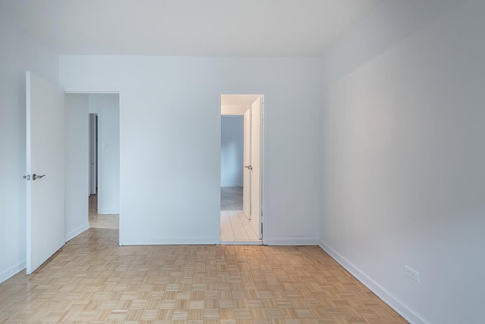 Mile End – 2 chambres / 1300 pi² | 147321692