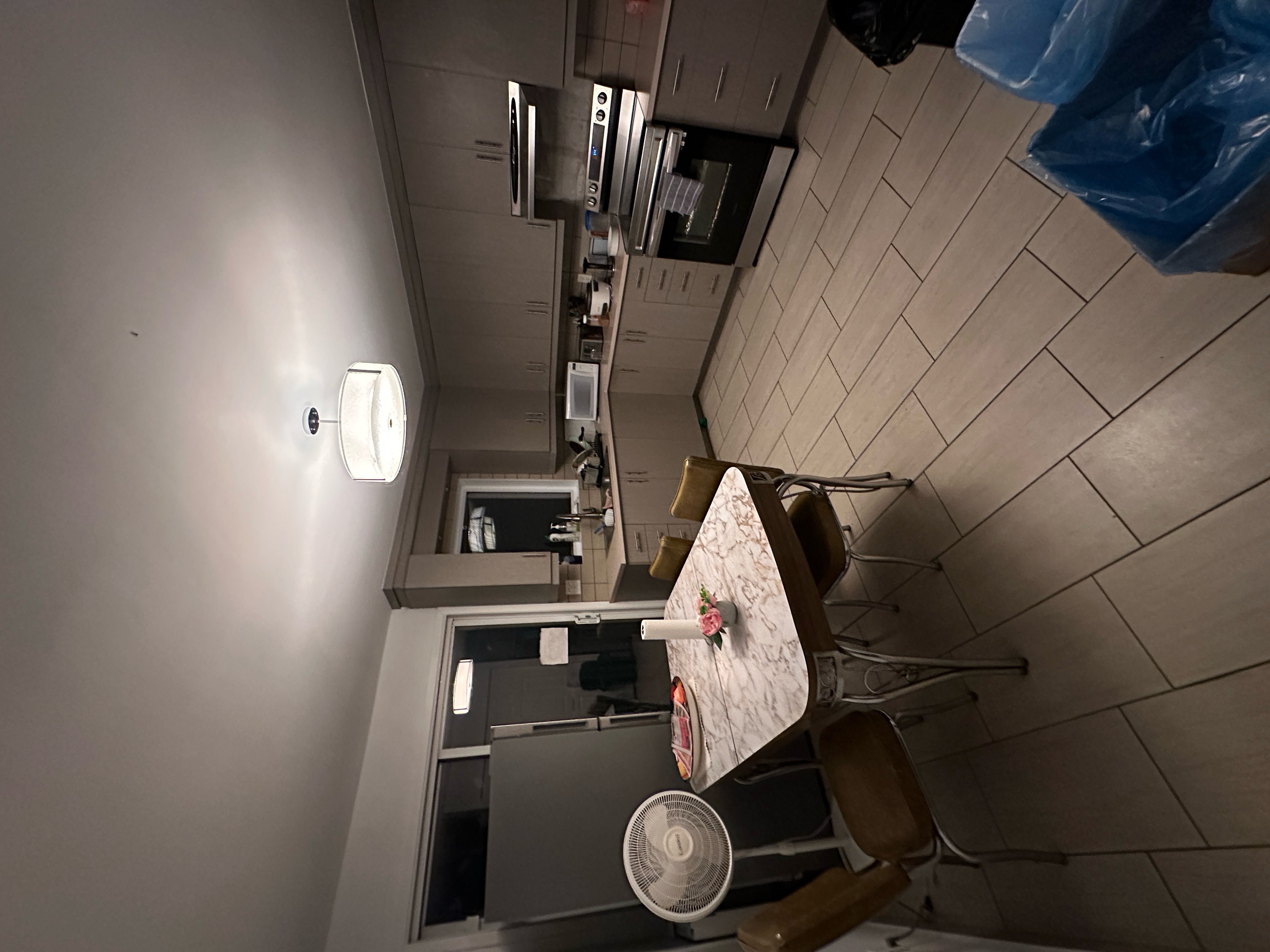 Chambre rénovée, meublée & tout inclus – Métro Monk $900 FEATURED | 486766441