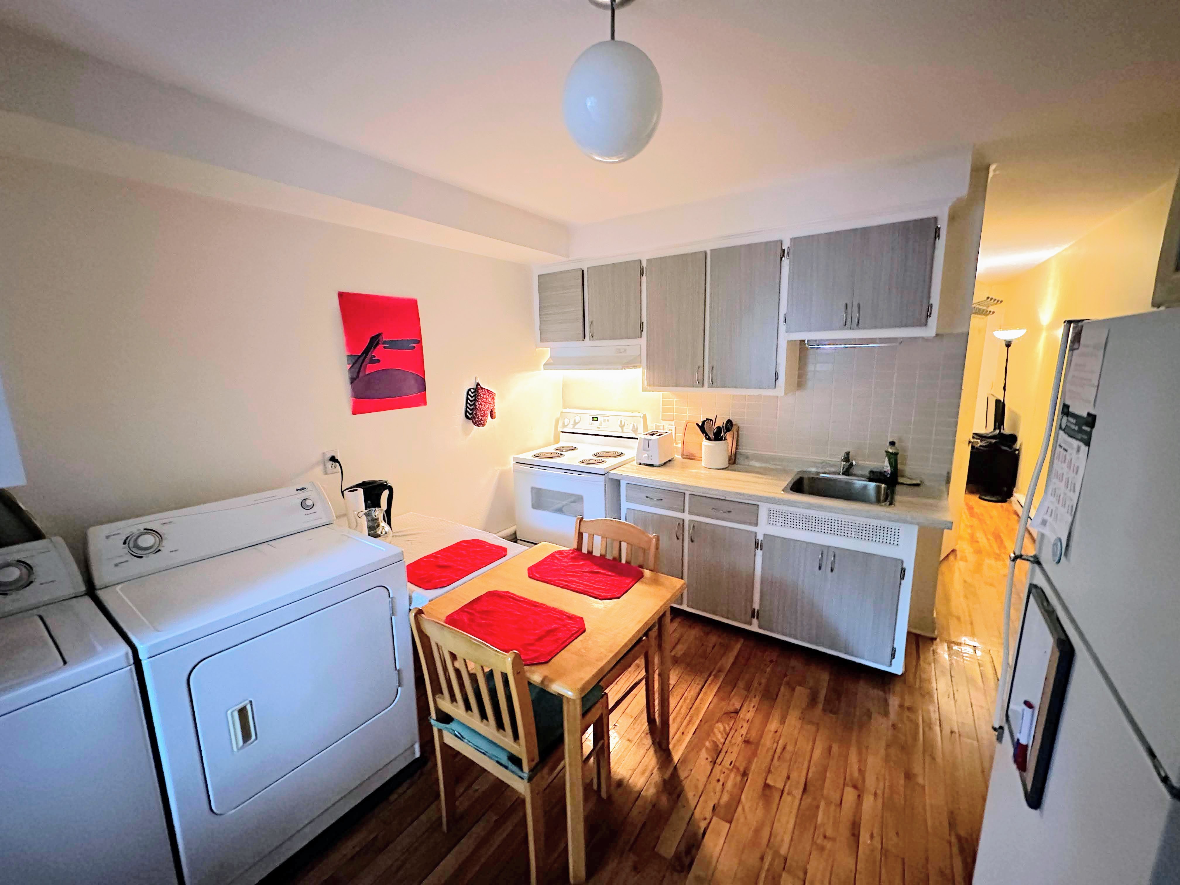Meublé. Lumineux appartement à 1 minute du métro Joliette | 598593019