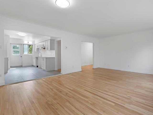  Huge Renovated 6 1/2 Villeray | 1613587782