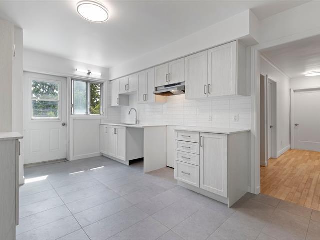  Huge Renovated 6 1/2 Villeray | 1613587782