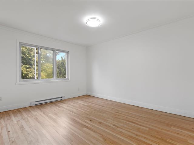  Huge Renovated 6 1/2 Villeray | 1613587782