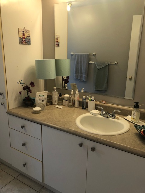 Chambre semi meublée en colocation à Hull | 443253909