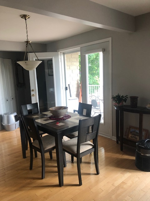 Chambre semi meublée en colocation à Hull | 443253909