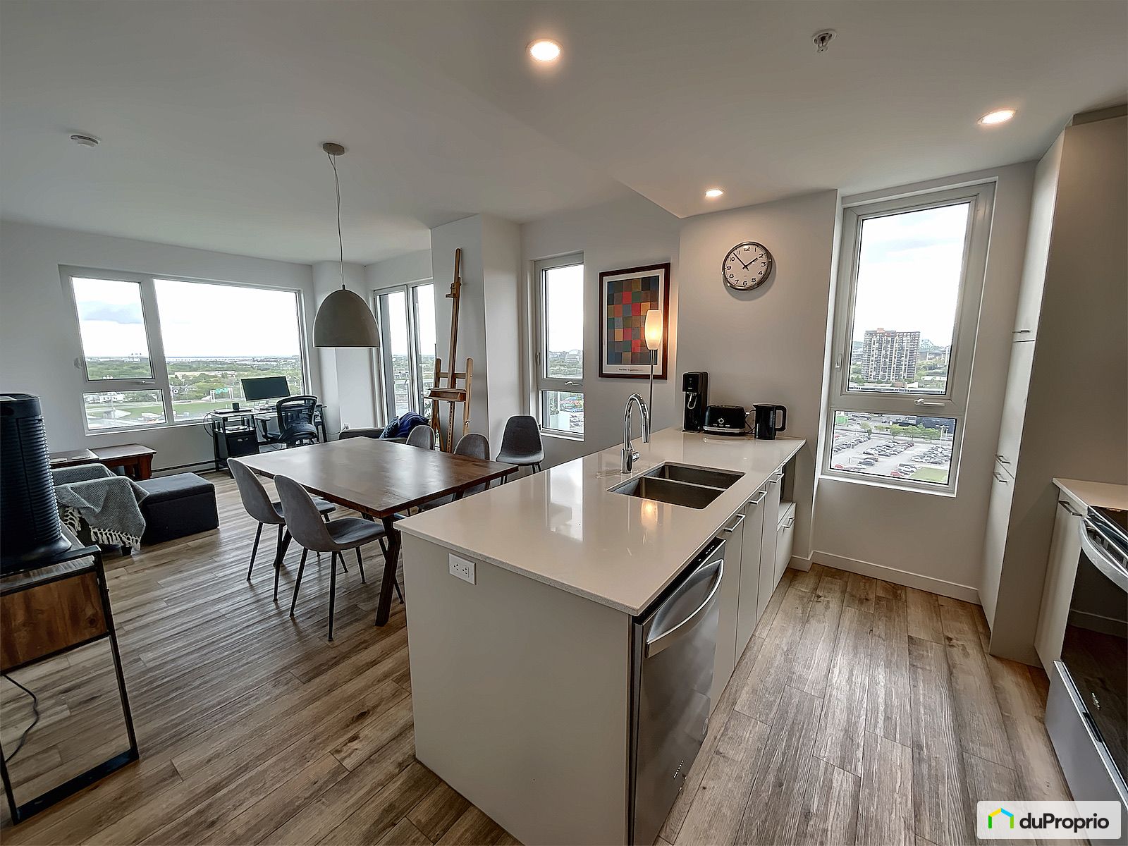 SUPERB OPPORTUNITY - REDUCED RENT FOR MOVING ABROAD! $2,400 per month ALL INCLUSIVE! VALUE OF $2,840-Ideal for 2 students | 1846465339