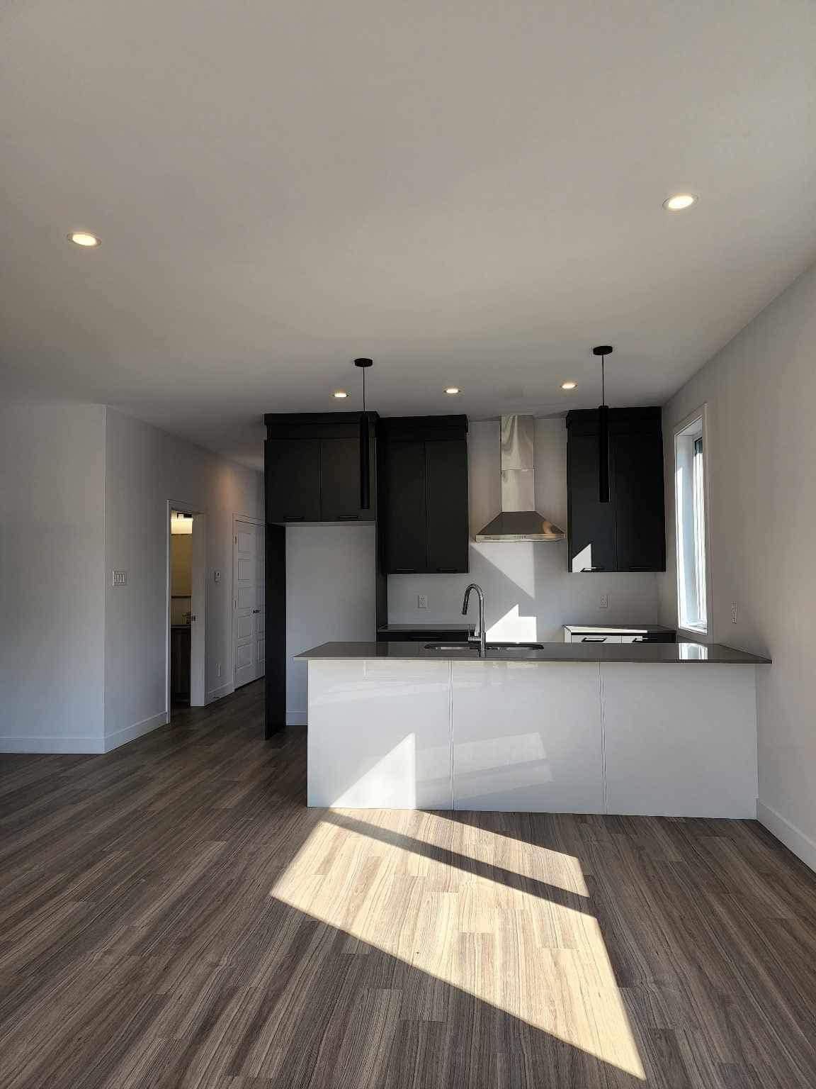 5 1/2 style condo secteur Rock Forest  | 1567329358