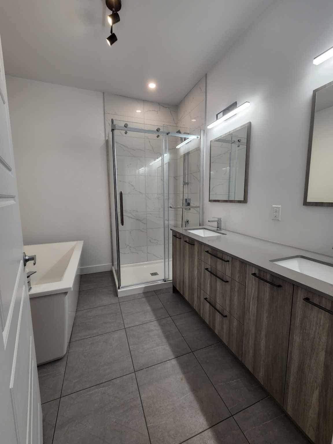 5 1/2 style condo secteur Rock Forest  | 1567329358
