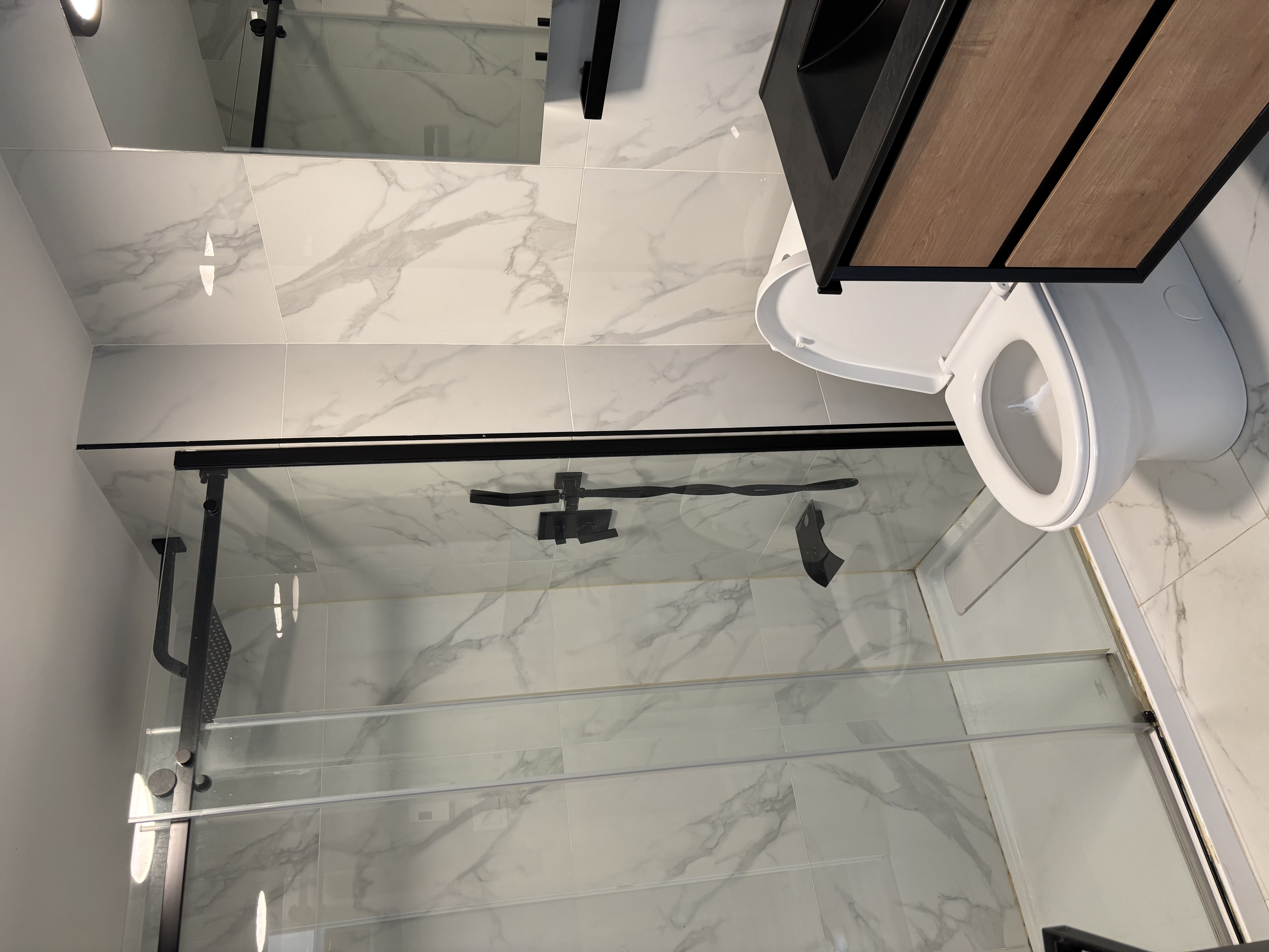 Studio rénové à louer – NDG / Métro Vendôme | 647938778