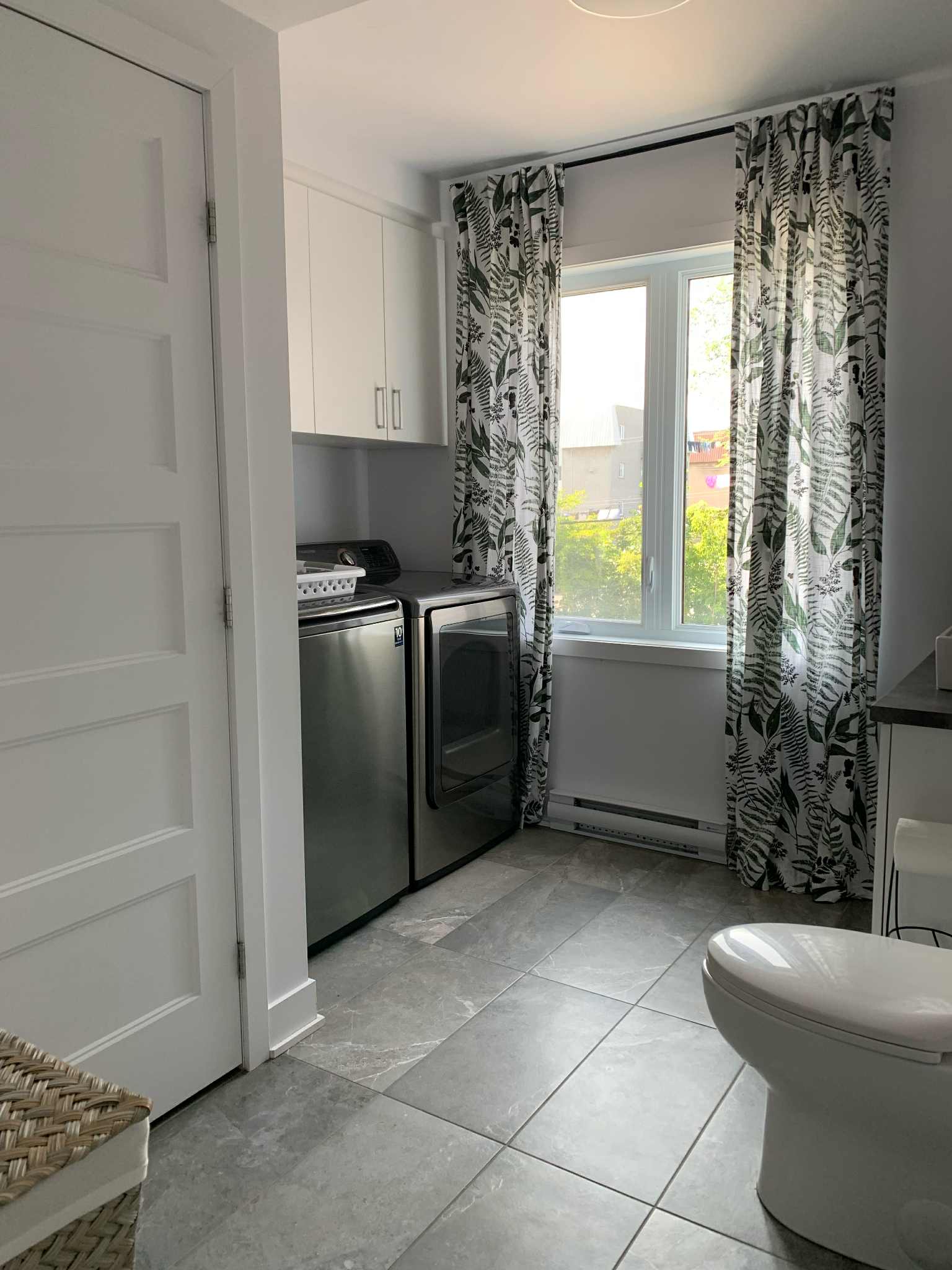 Magnifique condo a louer style maison de ville  | 853698356