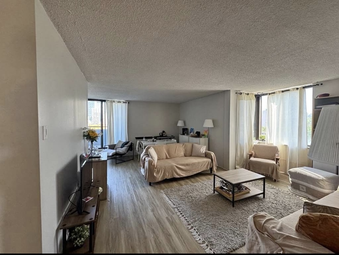 MOVE-IN READY 5½ IN DOWNTOWN MONTREAL | AVAILABLE NOVEMBER 1st | 146001488