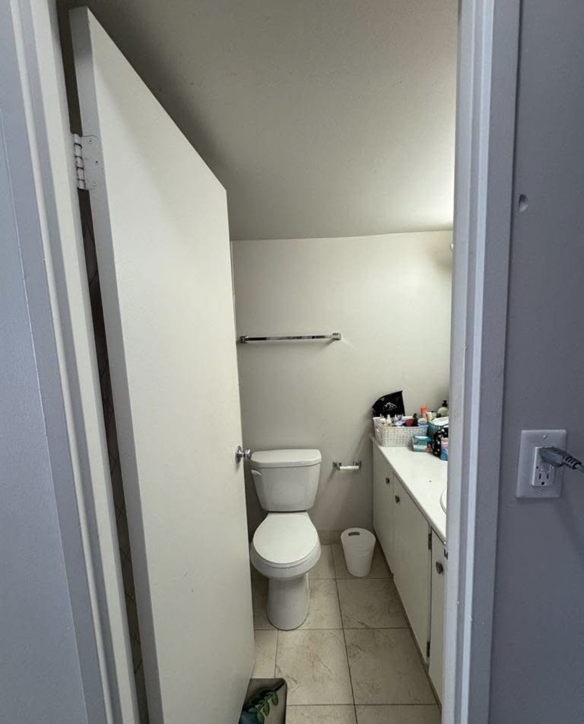 MOVE-IN READY 5½ IN DOWNTOWN MONTREAL | AVAILABLE NOVEMBER 1st | 146001488