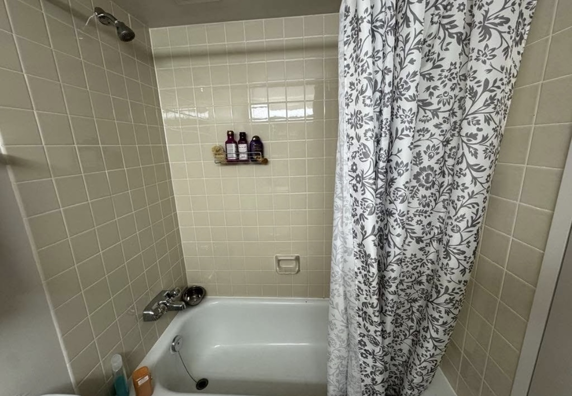 MOVE-IN READY 5½ IN DOWNTOWN MONTREAL | AVAILABLE NOVEMBER 1st | 146001488