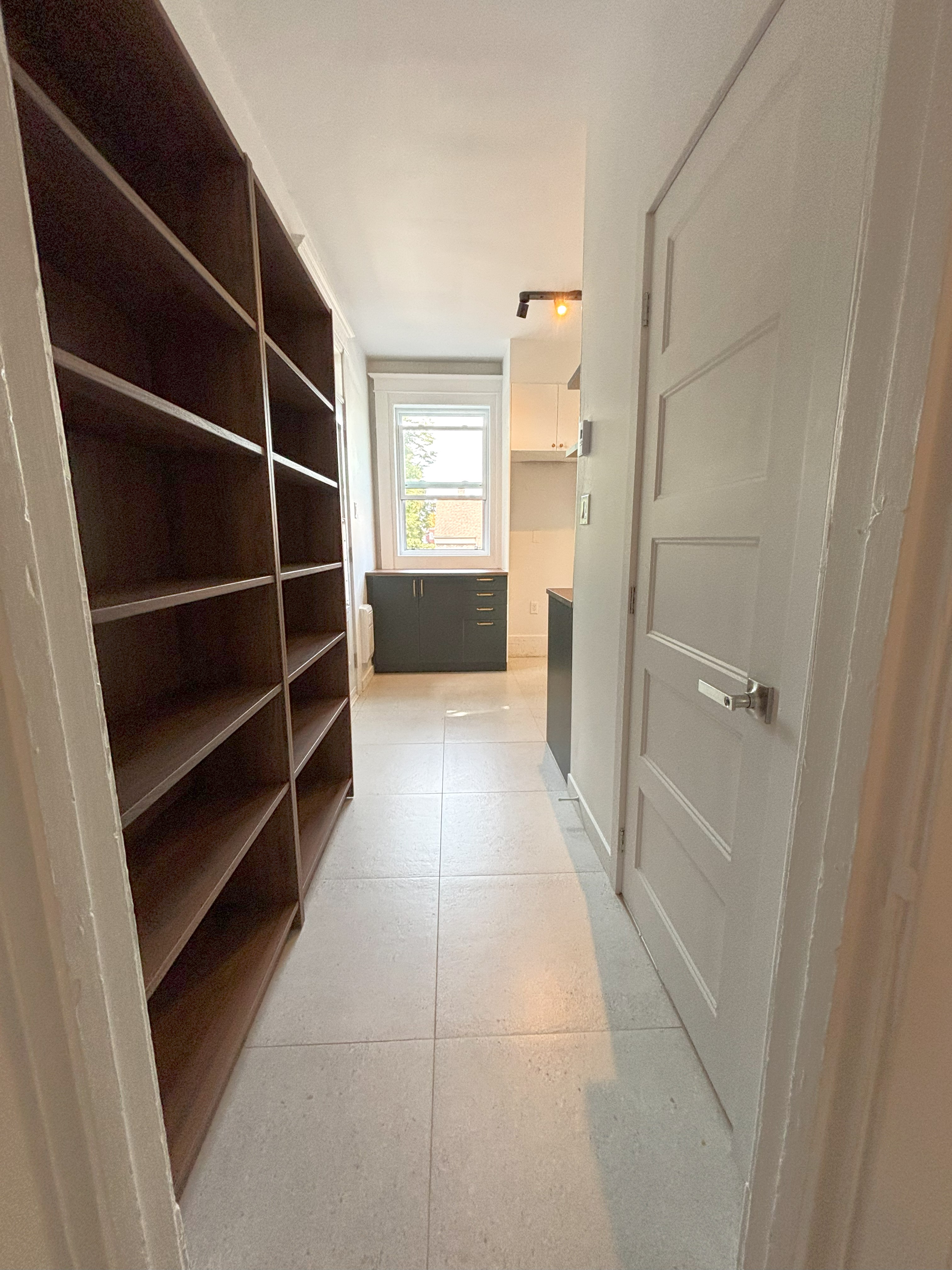 Fully renovated 5 1/2 apartment in Lachine | 1788513133