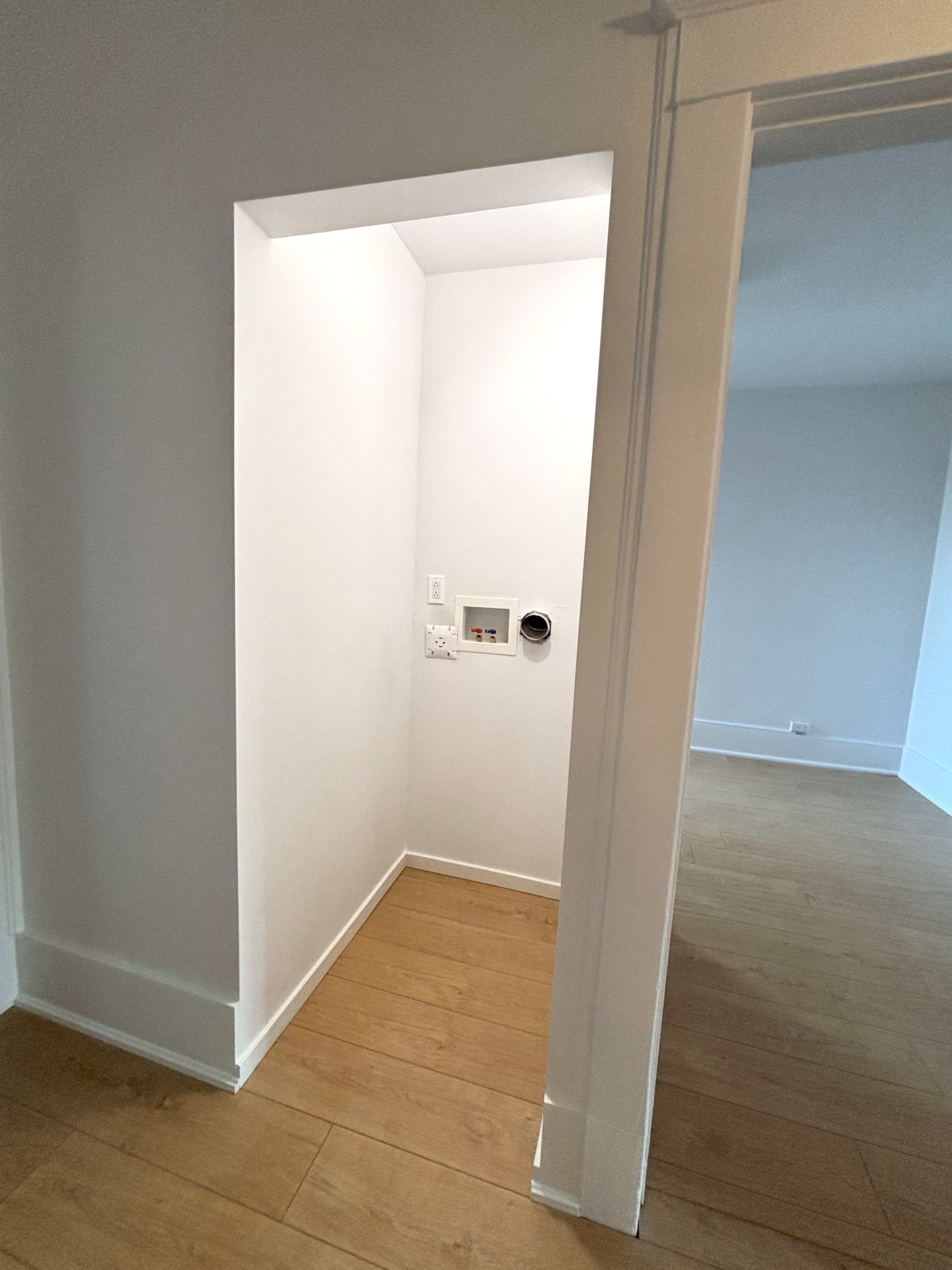 Fully renovated 5 1/2 apartment in Lachine | 1788513133