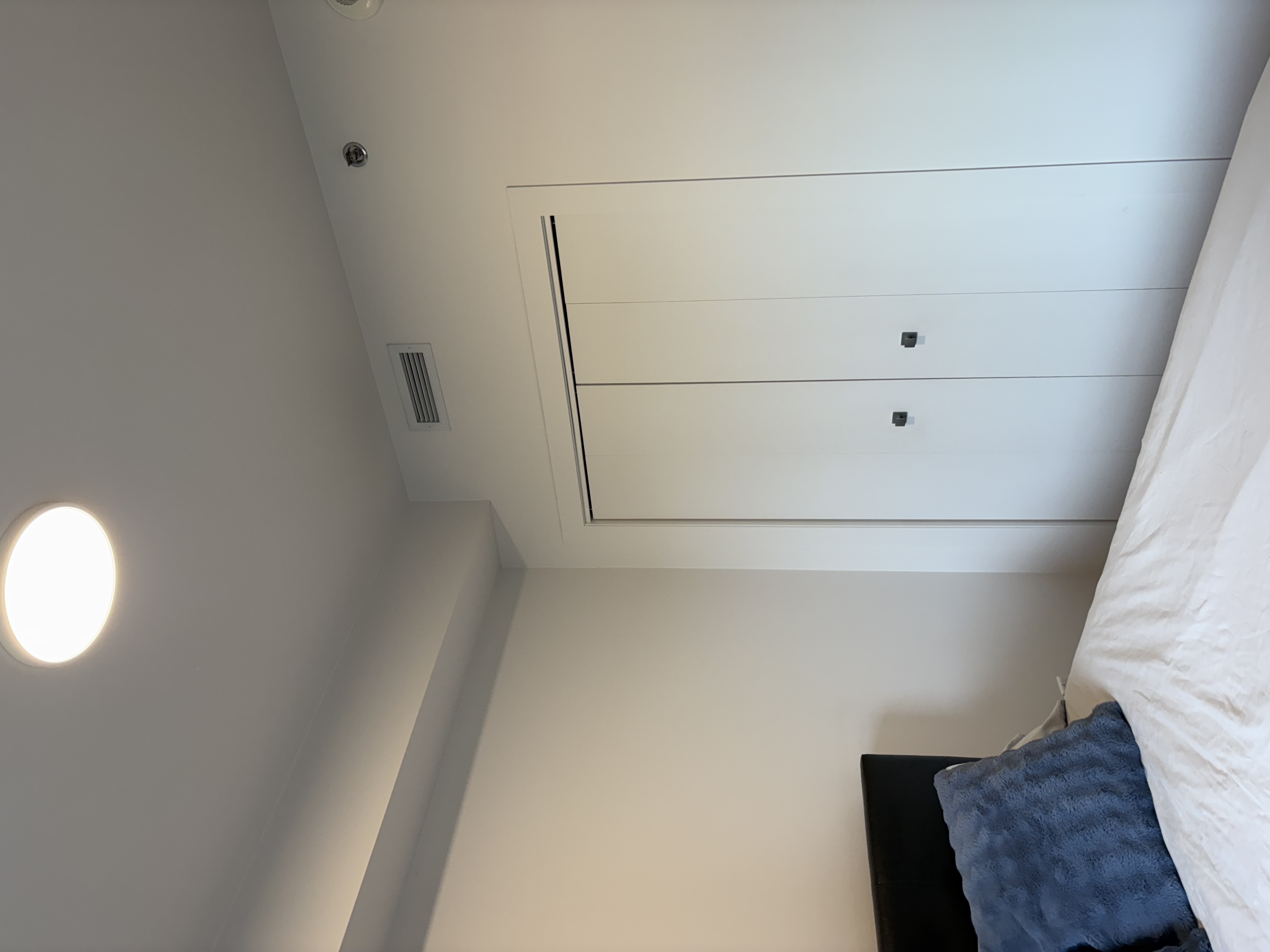 Cession de bail – 3 ½ entièrement meublé au Centre-Ville (Ville-Marie) | 1749532241