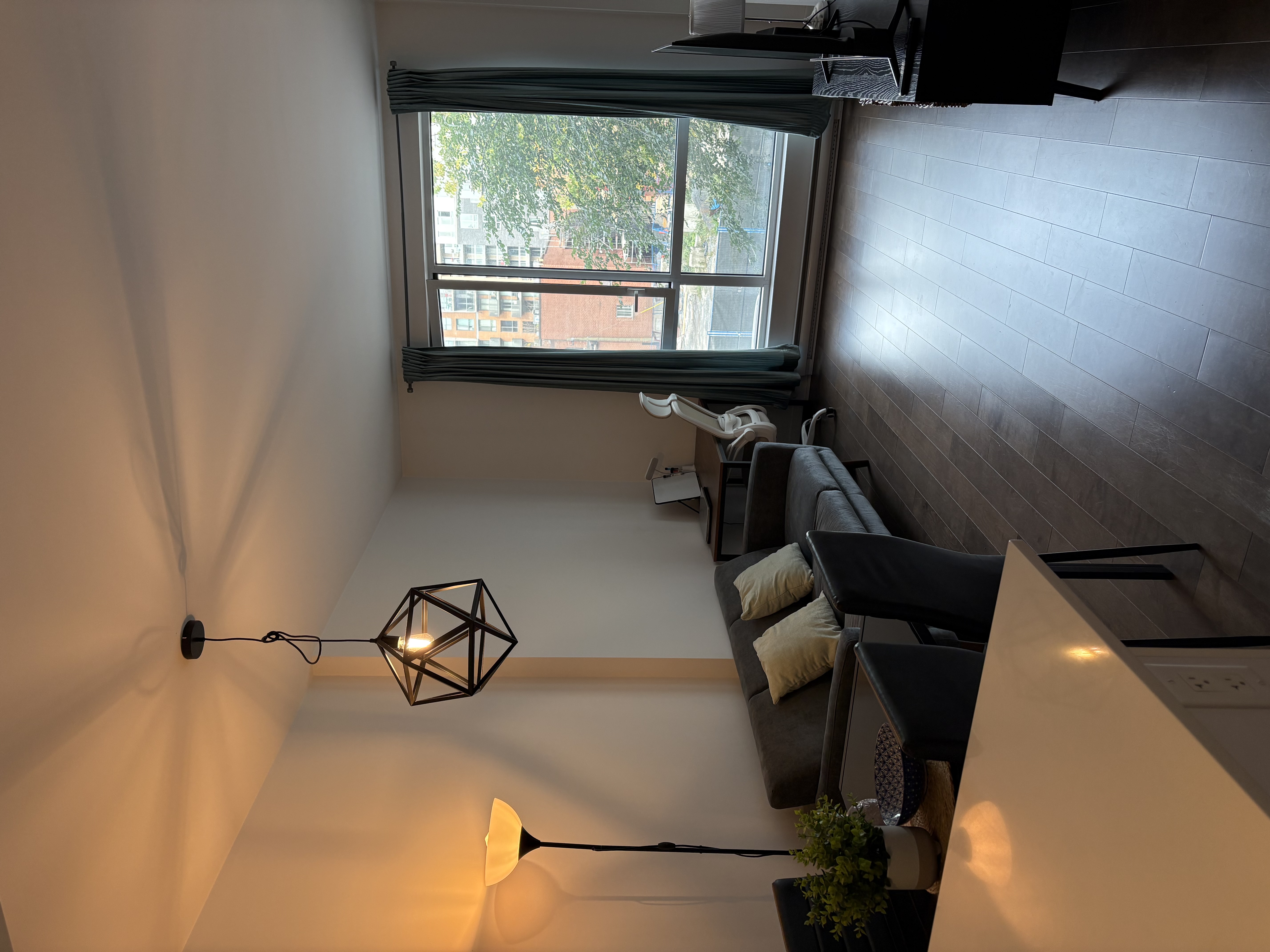 Cession de bail – 3 ½ entièrement meublé au Centre-Ville (Ville-Marie) | 1749532241