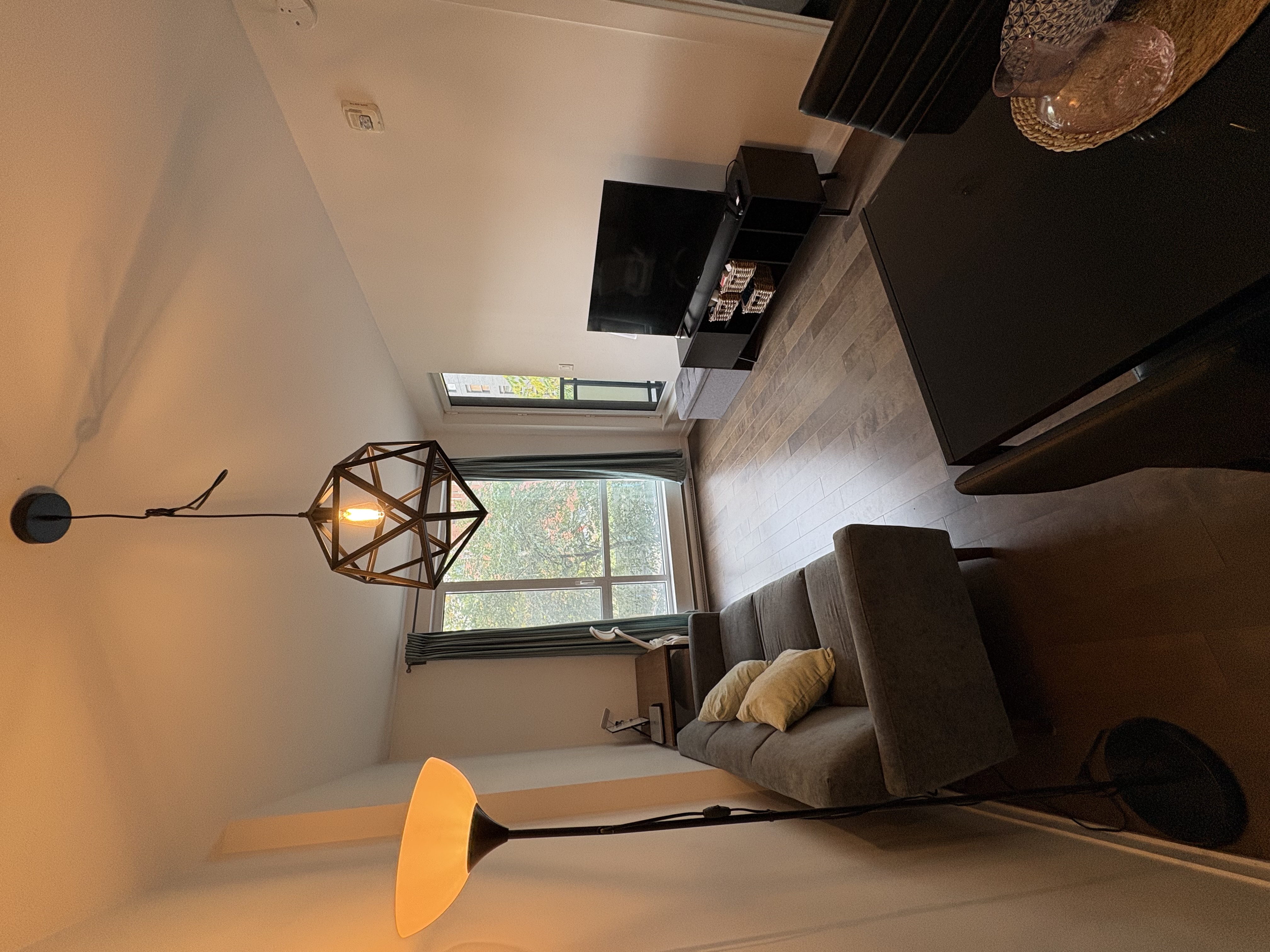 Cession de bail – 3 ½ entièrement meublé au Centre-Ville (Ville-Marie) | 1749532241