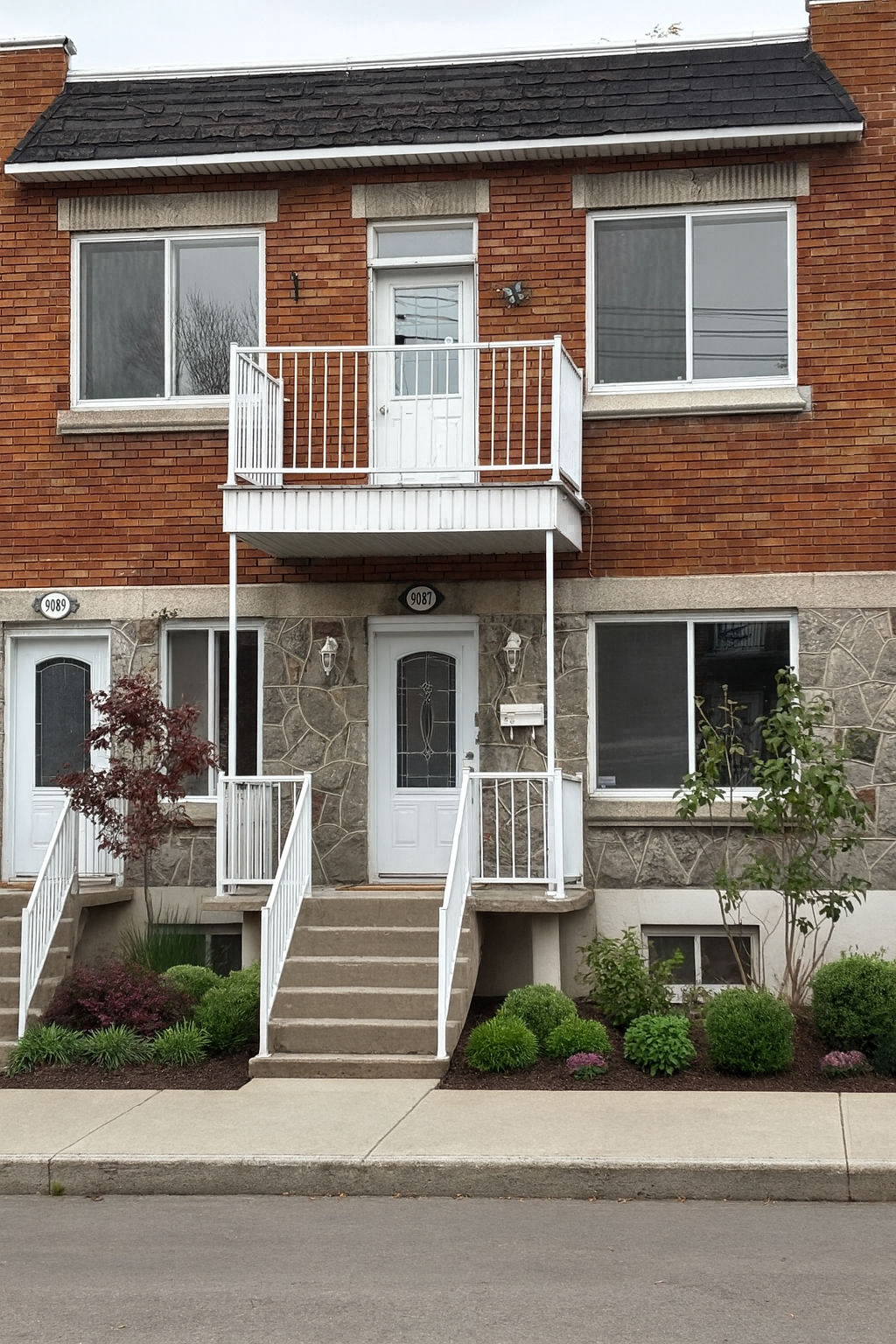 🏡 Spacious Fully Renovated Duplex Apartment – Available November 1, 2025 | 598960450
