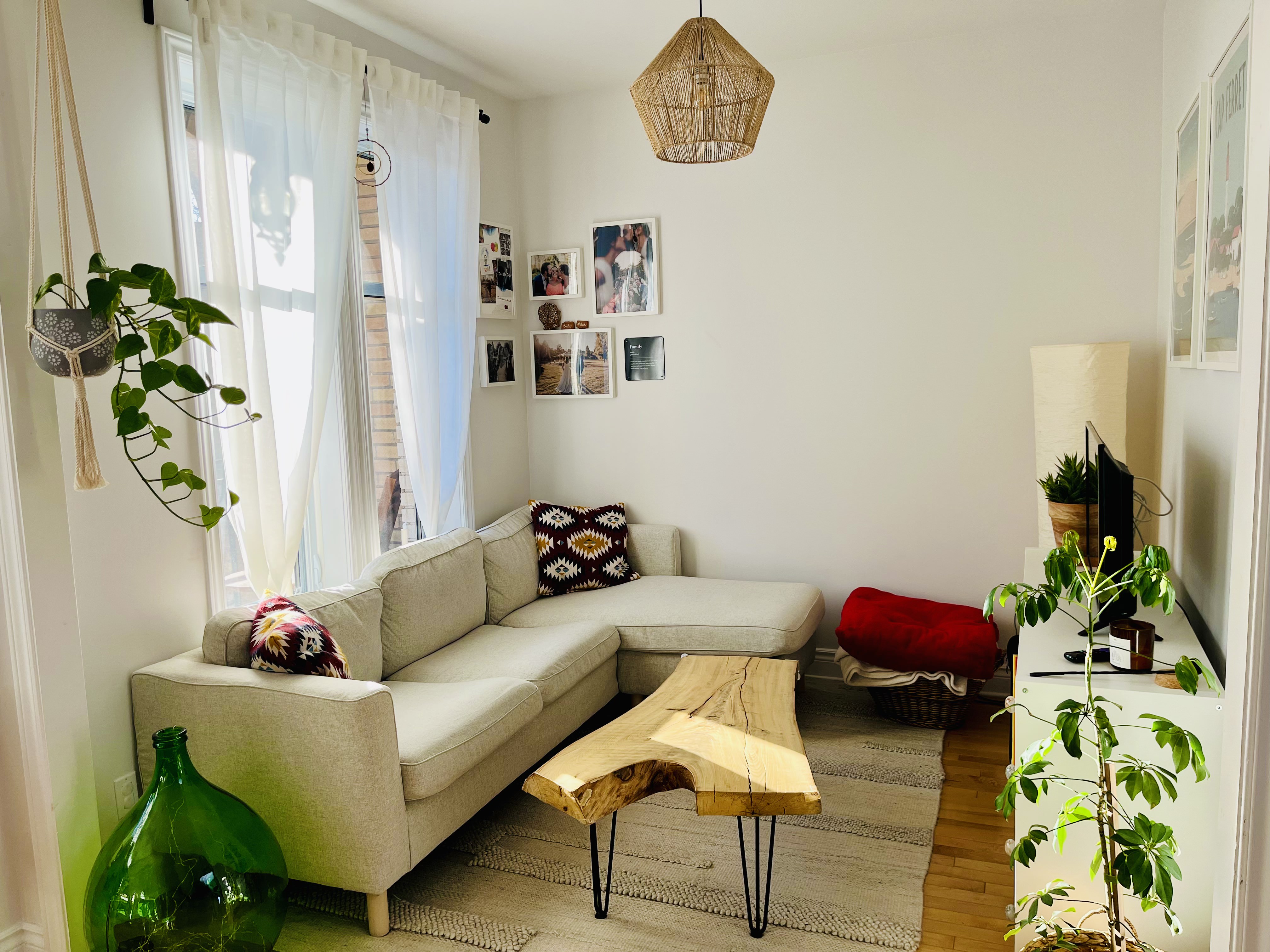 🌿 Cession de bail – 4½ très lumineux à Verdun (stationnement extérieur privatif + électros inclus) | 909753485