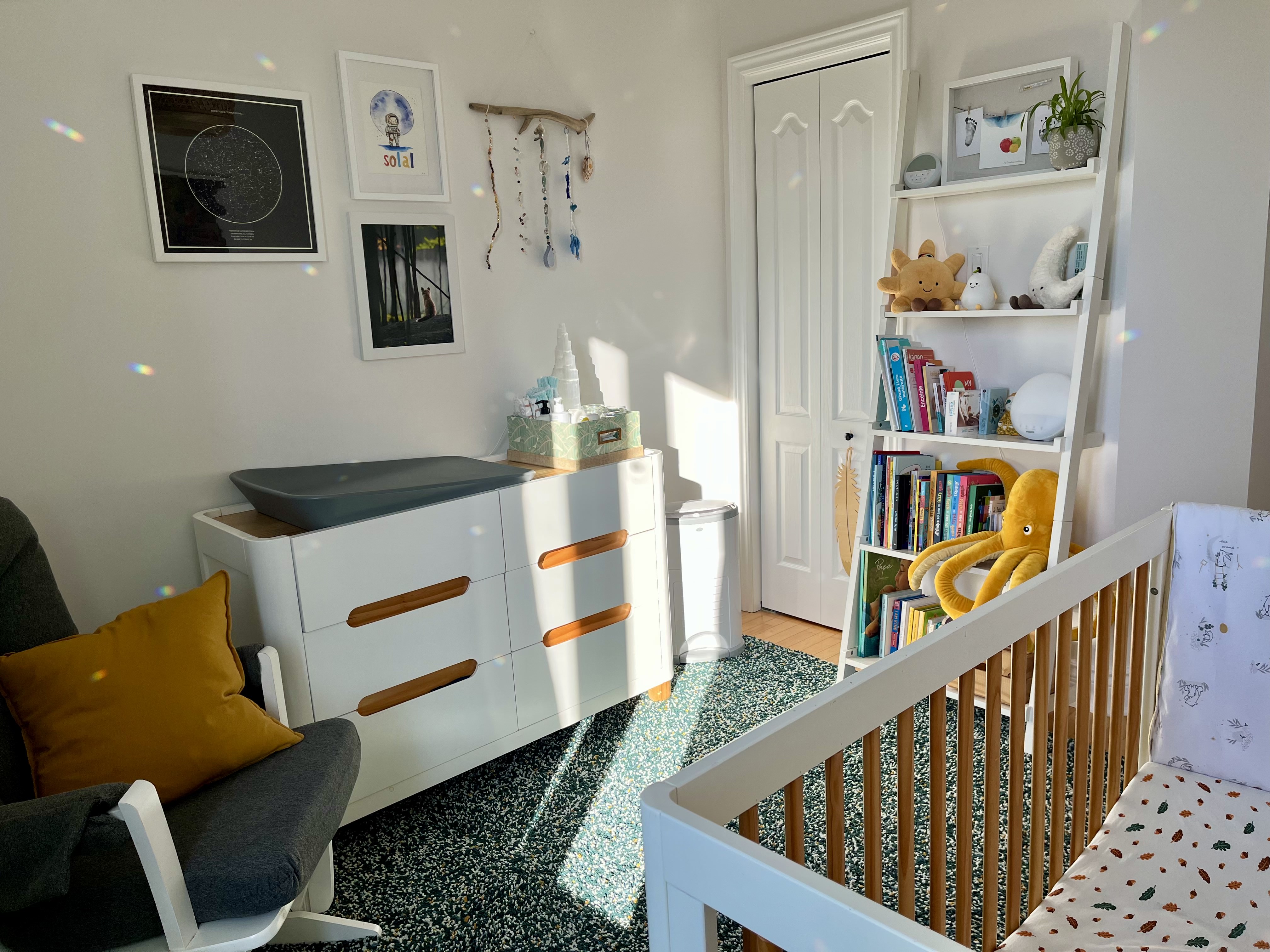 🌿 Cession de bail – 4½ très lumineux à Verdun (stationnement extérieur privatif + électros inclus) | 909753485