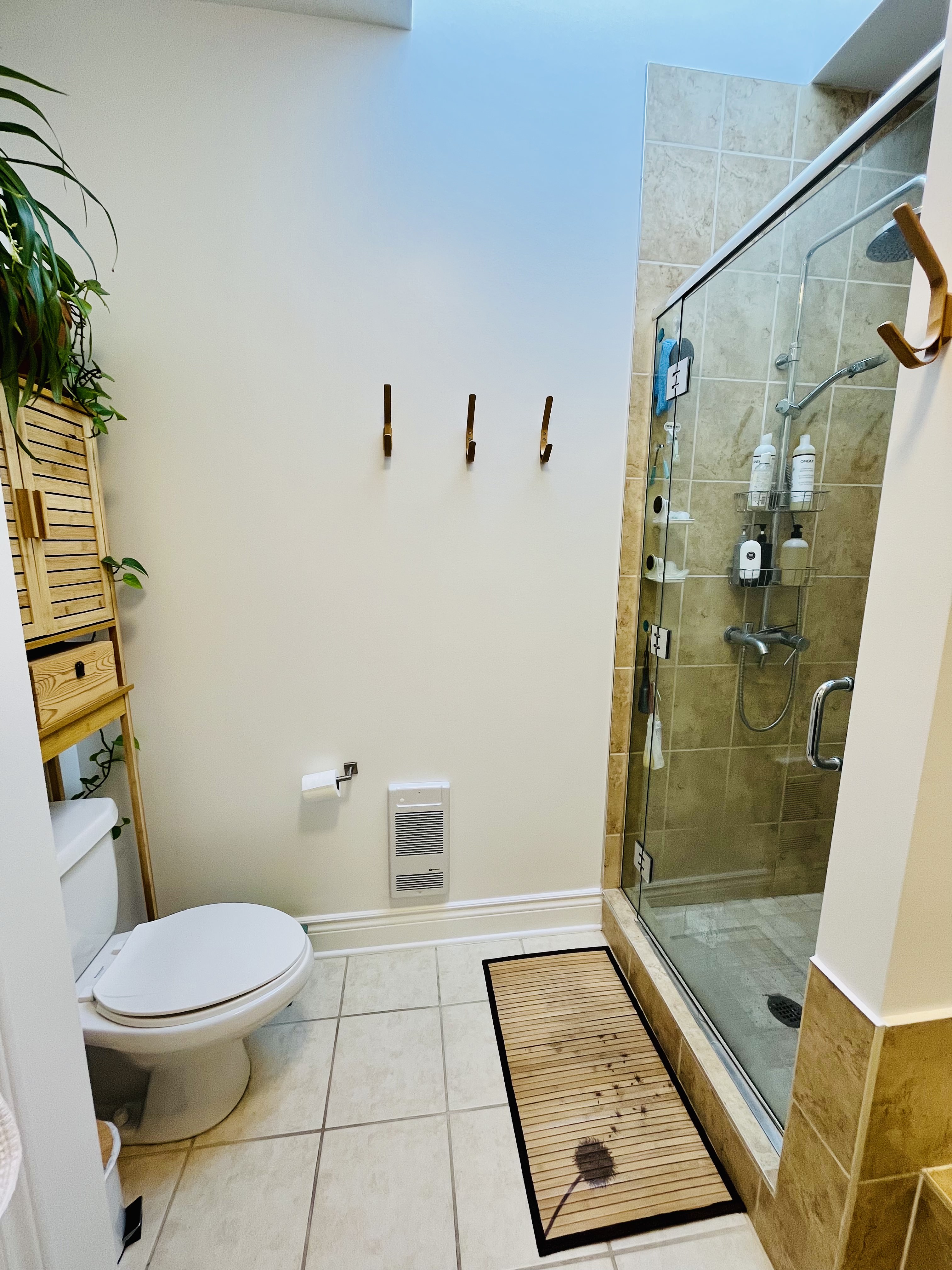 🌿 Cession de bail – 4½ très lumineux à Verdun (stationnement extérieur privatif + électros inclus) | 909753485