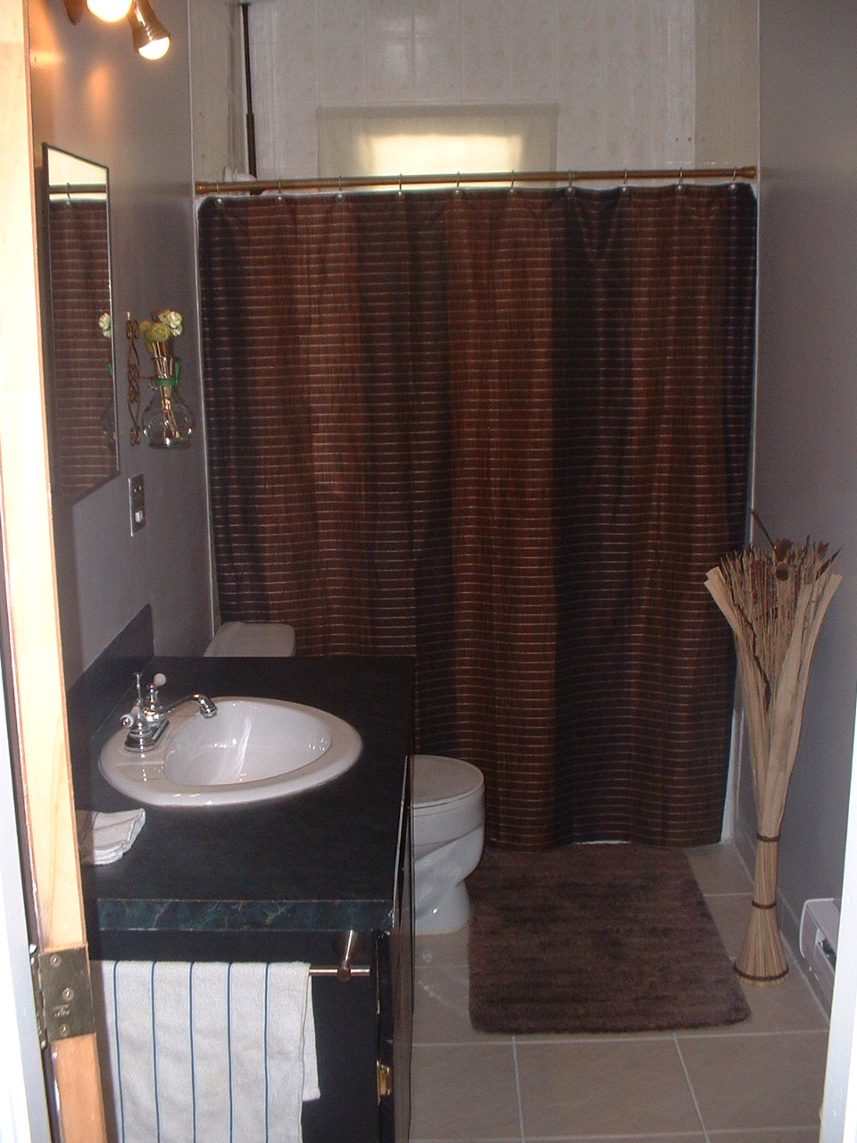 Métro Longueuil __ 2e station de Berri-UQAM __ Propre & Paisible | 1730693769