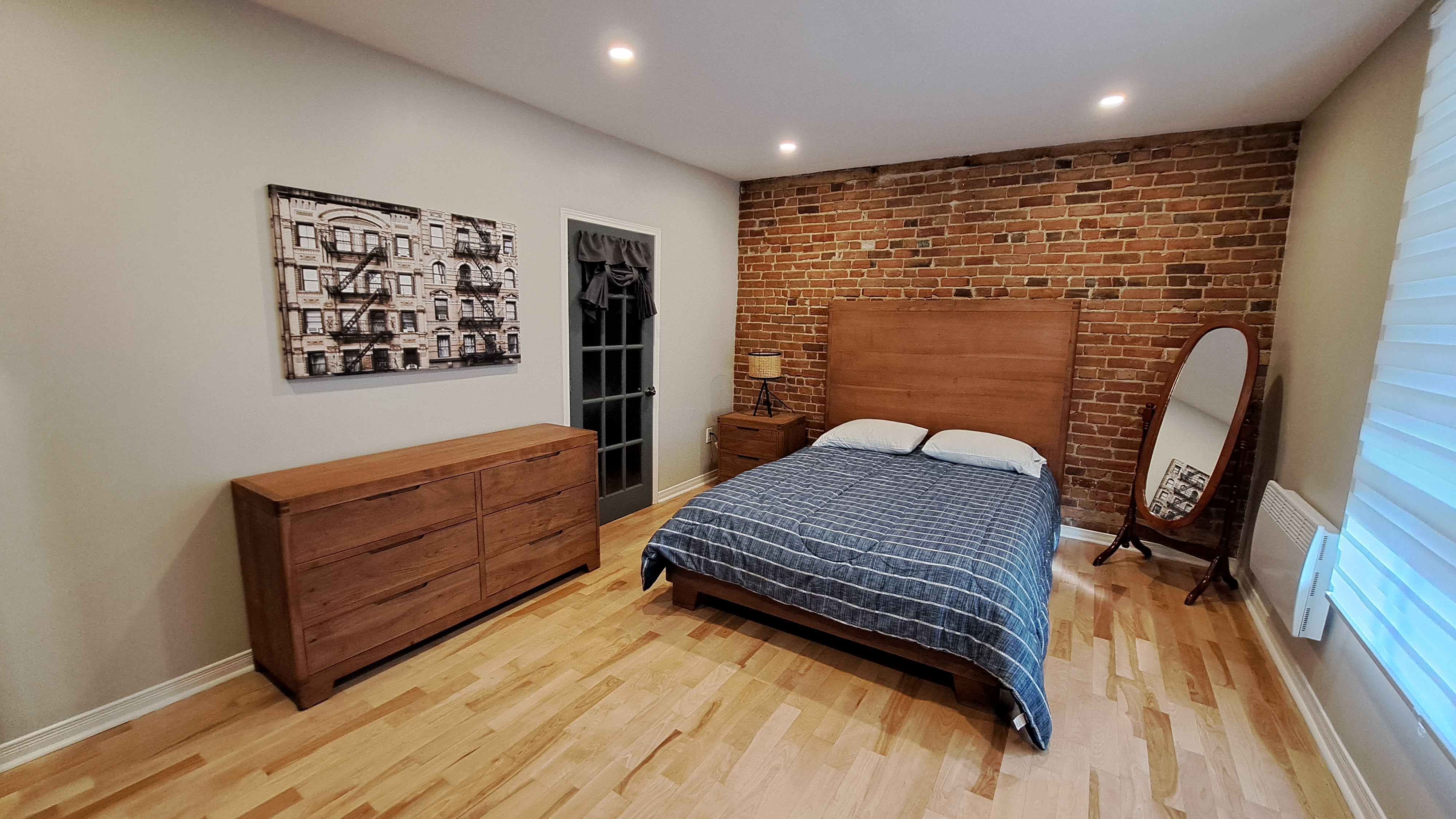 Plateau Mont-Royal: 4 closed bedroom appartment | 637603871