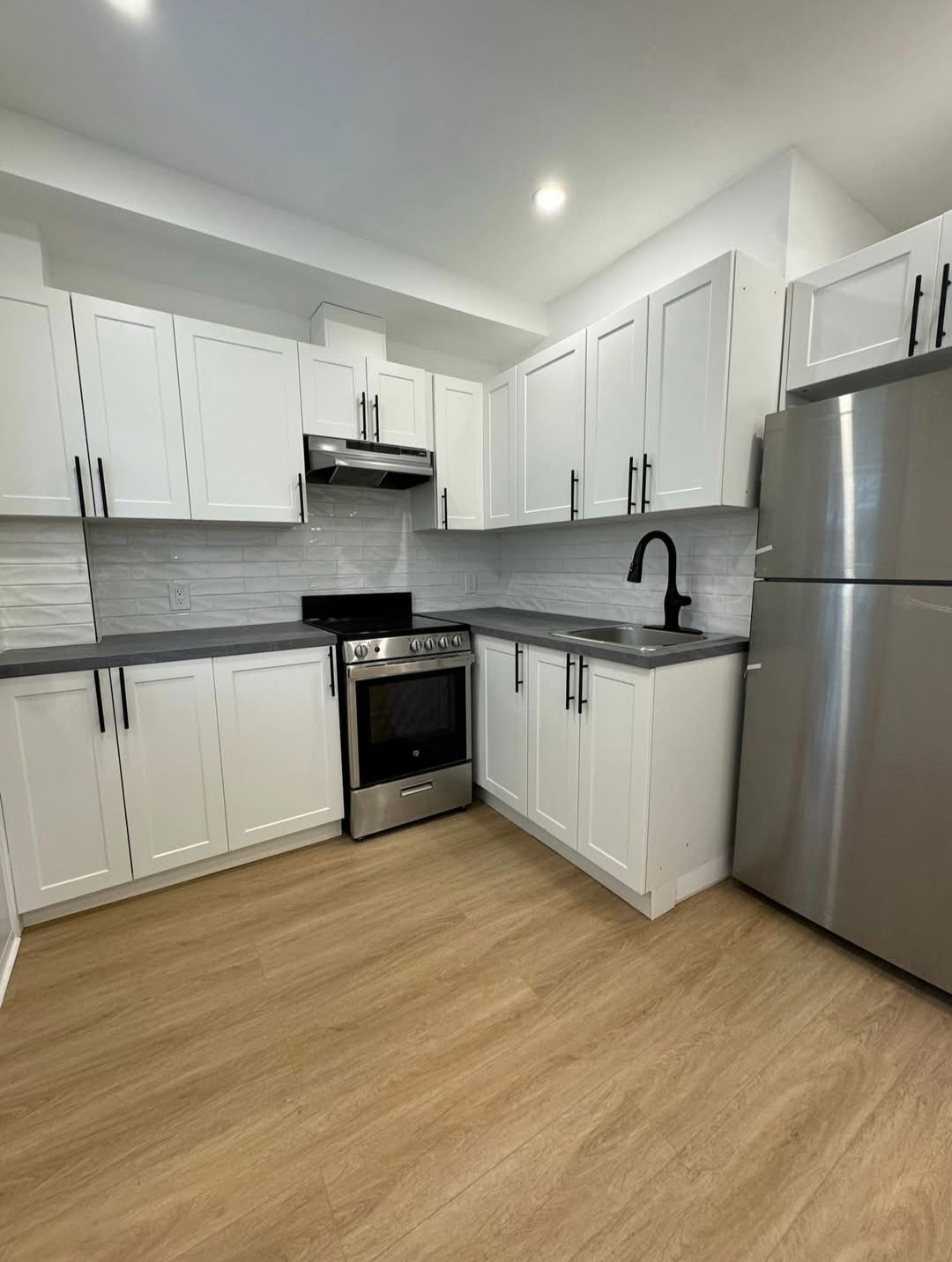 4 1/2 a louer (2min du parc Lafontaine) | 1355515233