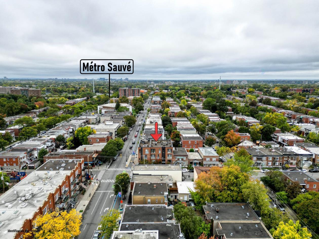 Magnifique 4 1/2 Condo Semi-Meublé avec Terrasse sur le Toit et Vue sur le Mont-Royal – Ahuntsic-Cartierville | 1866139413