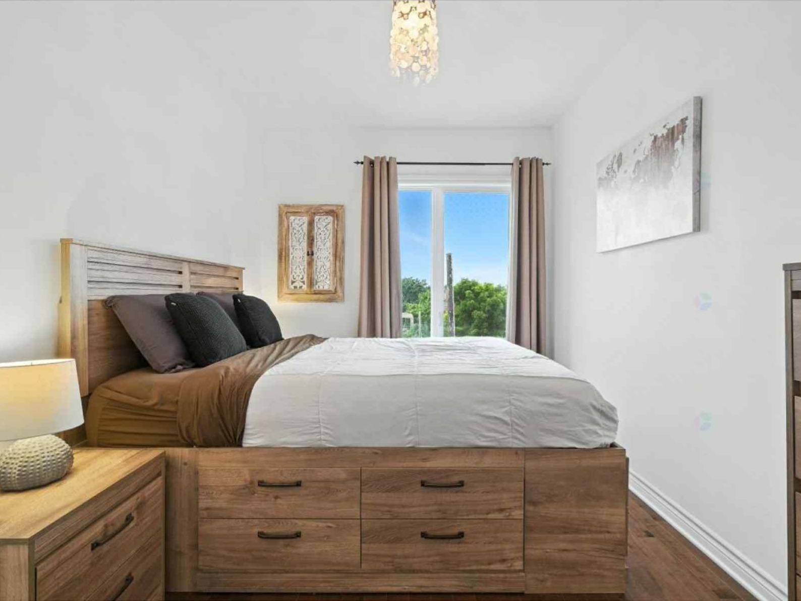 Magnifique 4 1/2 Condo Semi-Meublé avec Terrasse sur le Toit et Vue sur le Mont-Royal – Ahuntsic-Cartierville | 1866139413