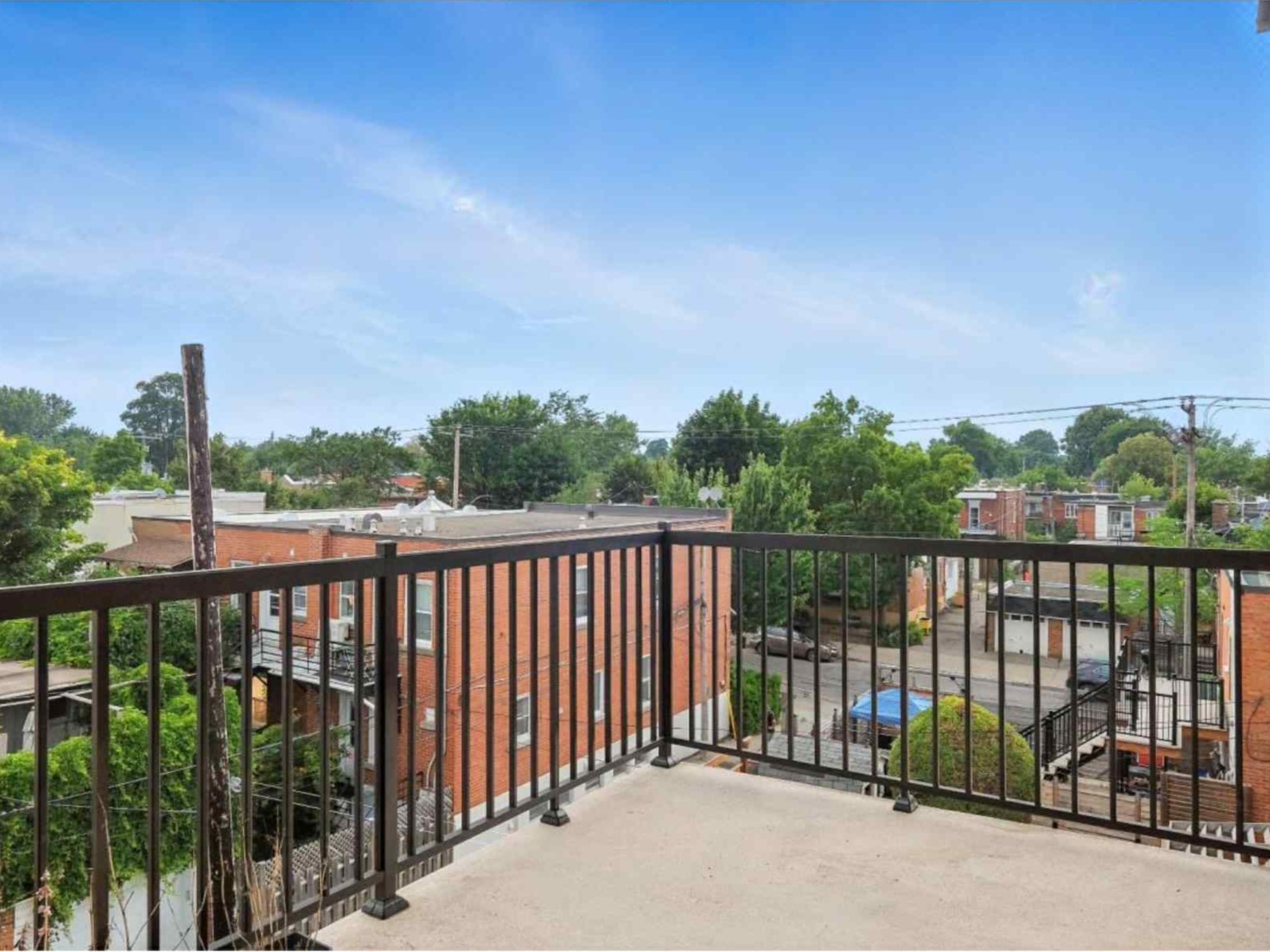 Magnifique 4 1/2 Condo Semi-Meublé avec Terrasse sur le Toit et Vue sur le Mont-Royal – Ahuntsic-Cartierville | 1866139413