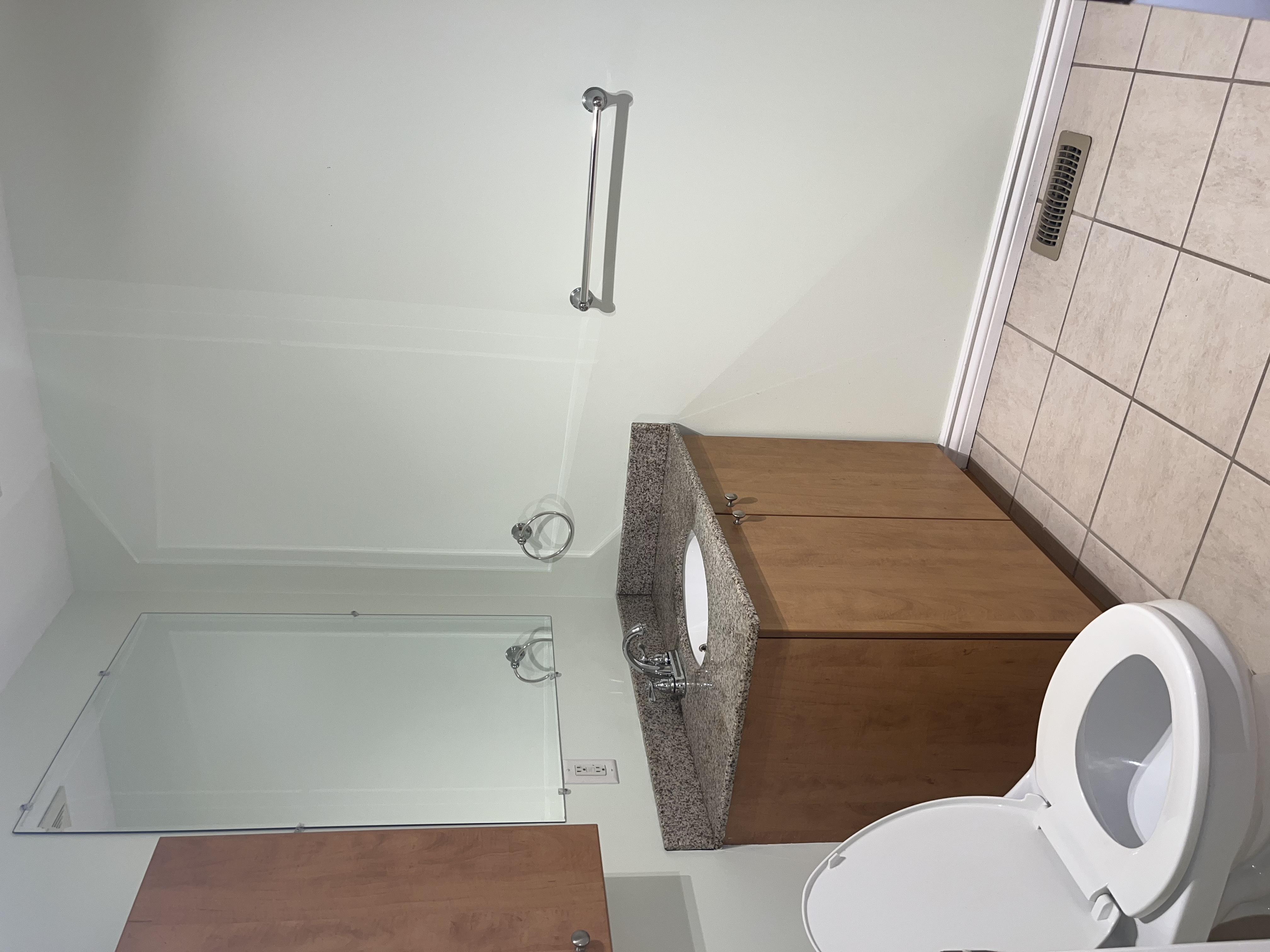 Maison Spacieuse Intergénérationnelle 4 ½ à louer | 1989086511