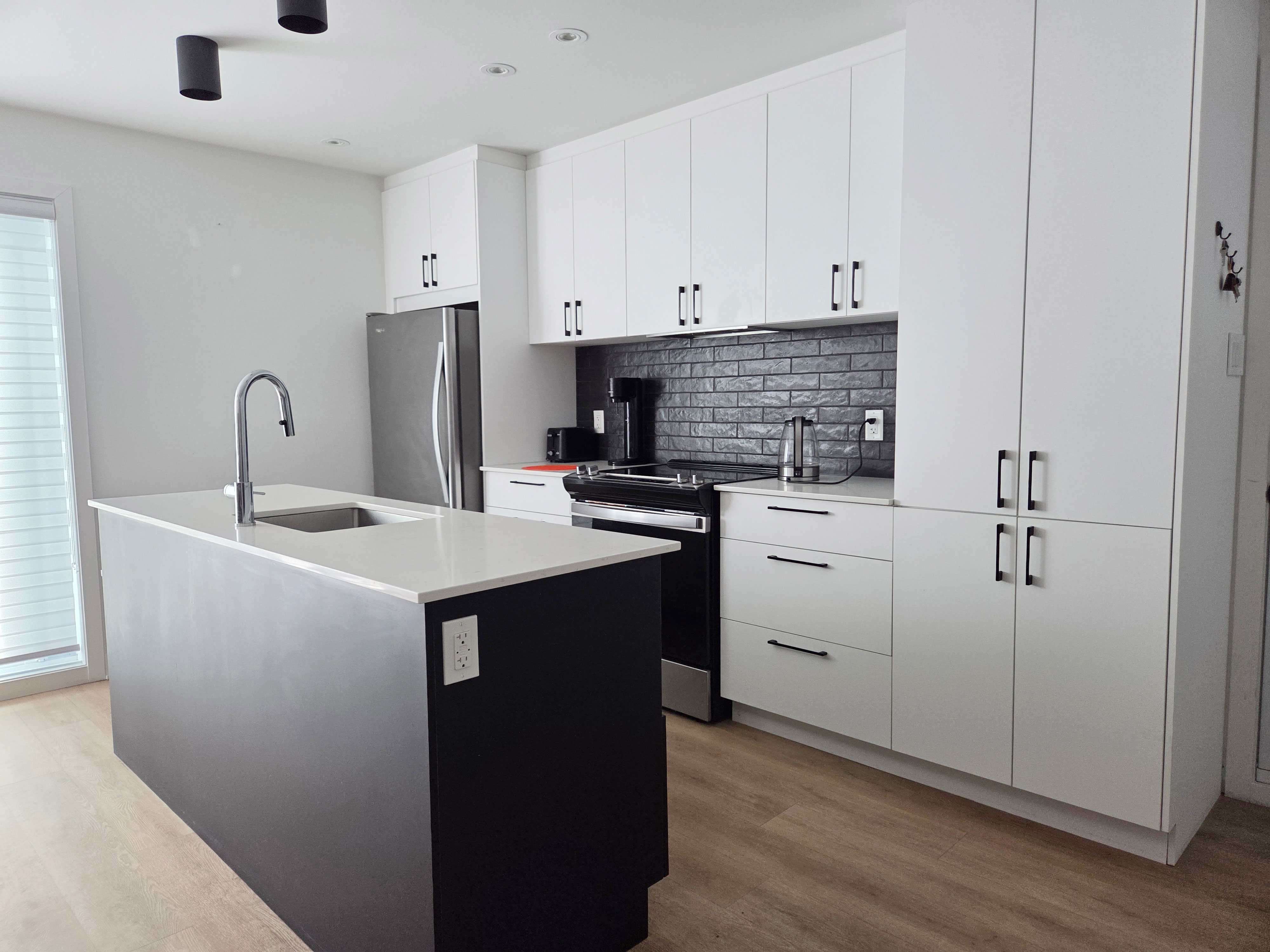 Condo 1 Chambre à Verdun – INTERNET INCLUS – À 5 min du métro L’Église ! | 1165045715