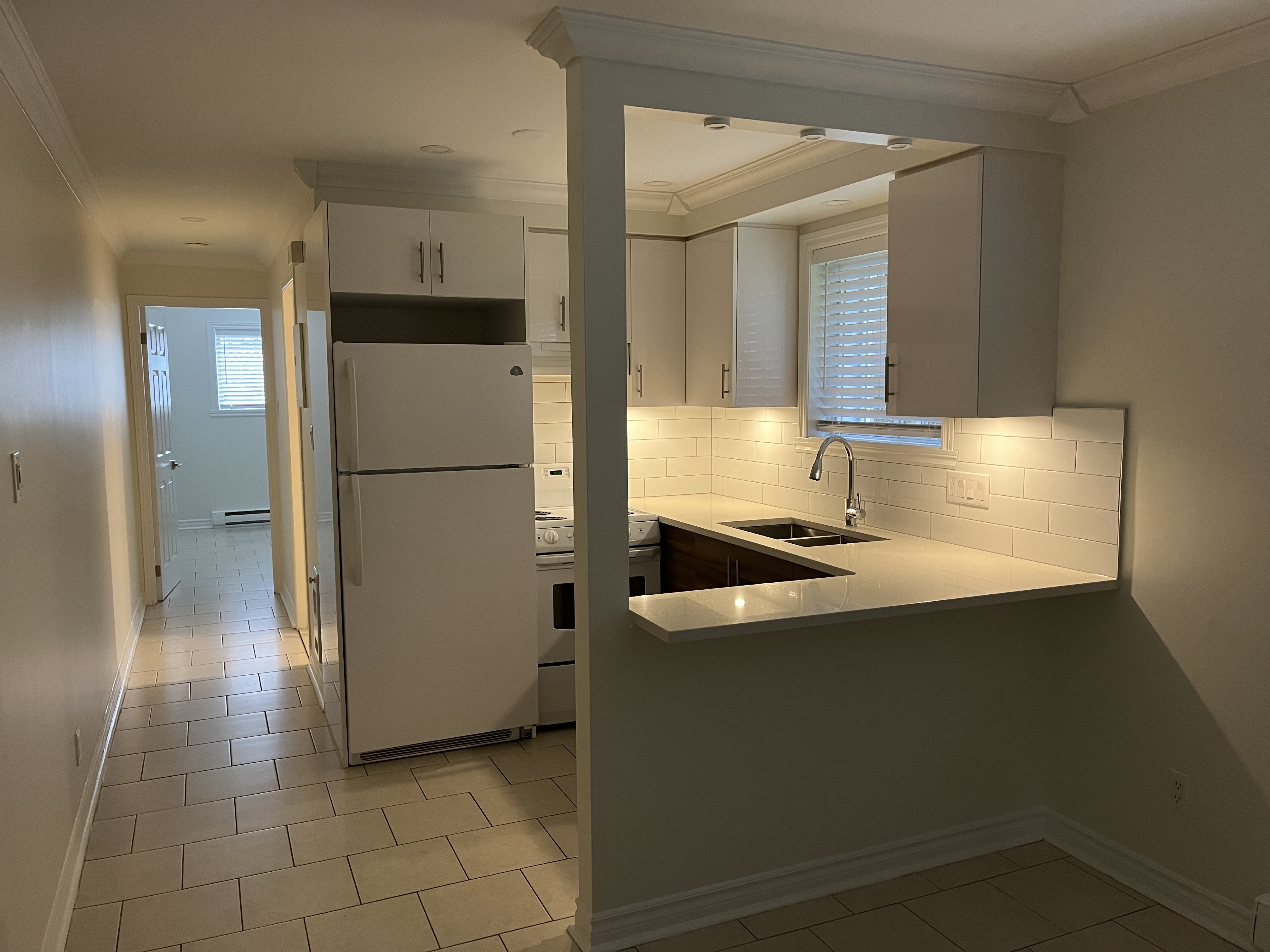 Lasalle 3 1/2 rénové avec électroménagers | 879884343