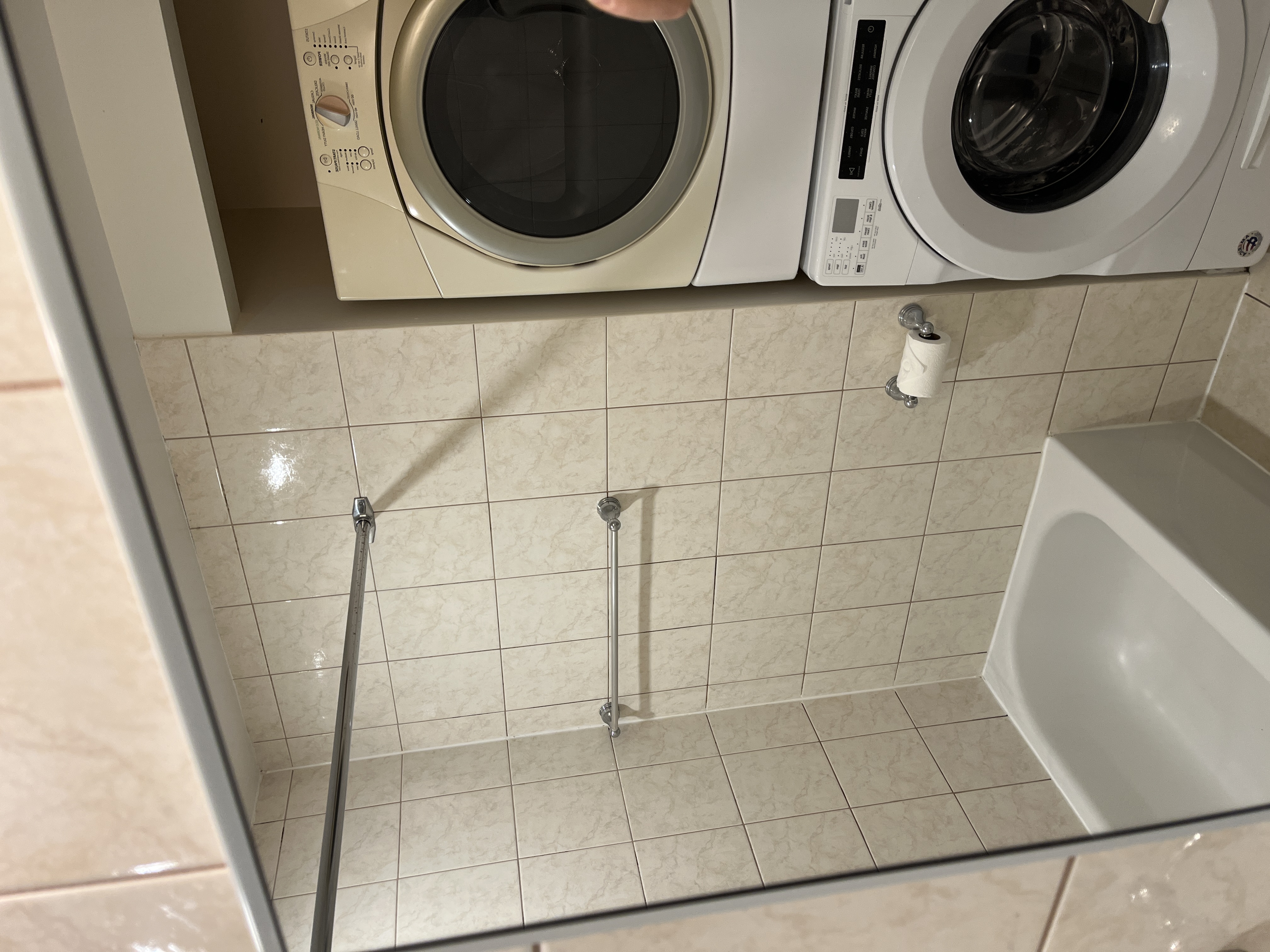 Lasalle 3 1/2 rénové avec électroménagers | 879884343