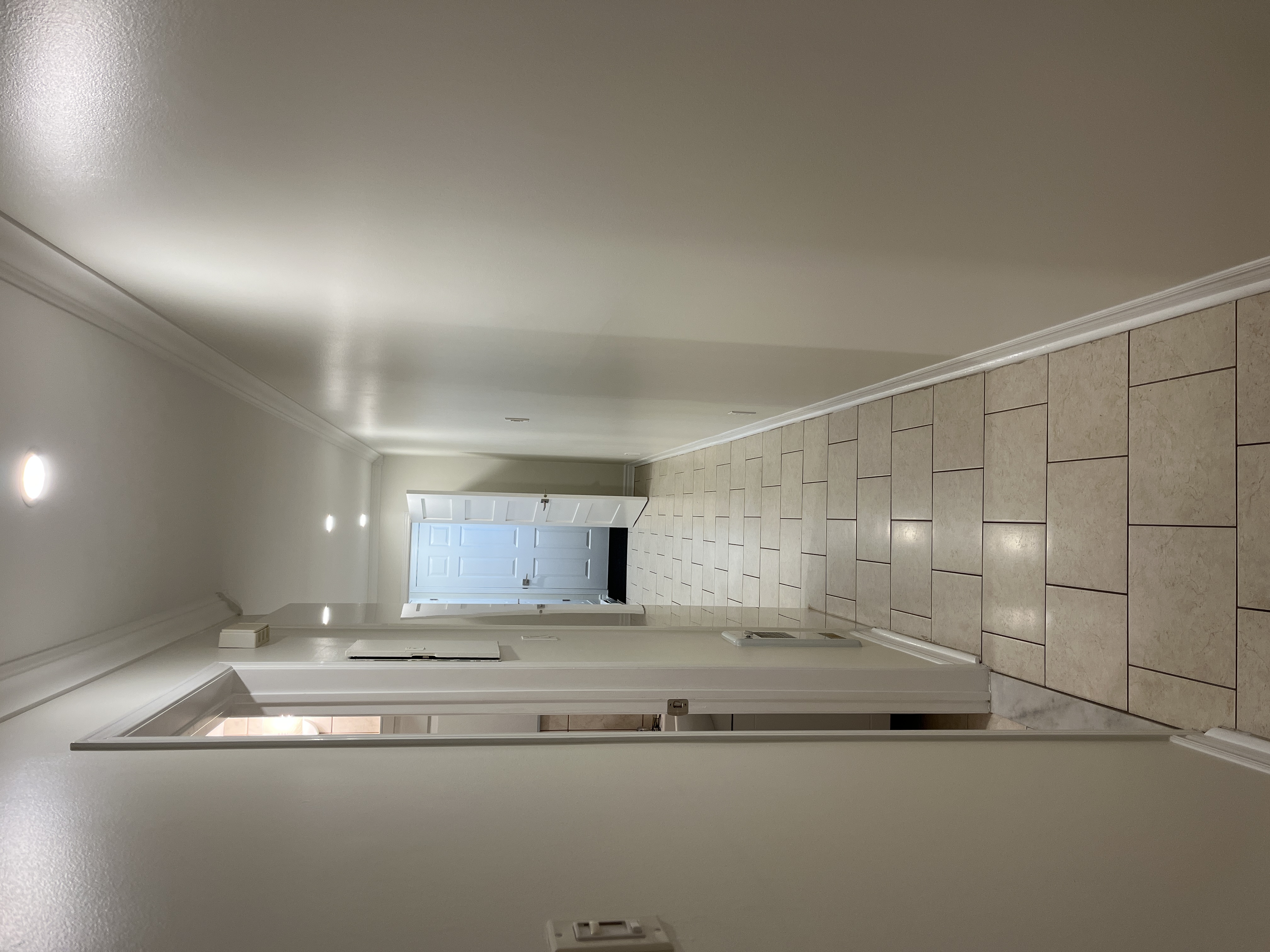 Lasalle 3 1/2 rénové avec électroménagers | 879884343