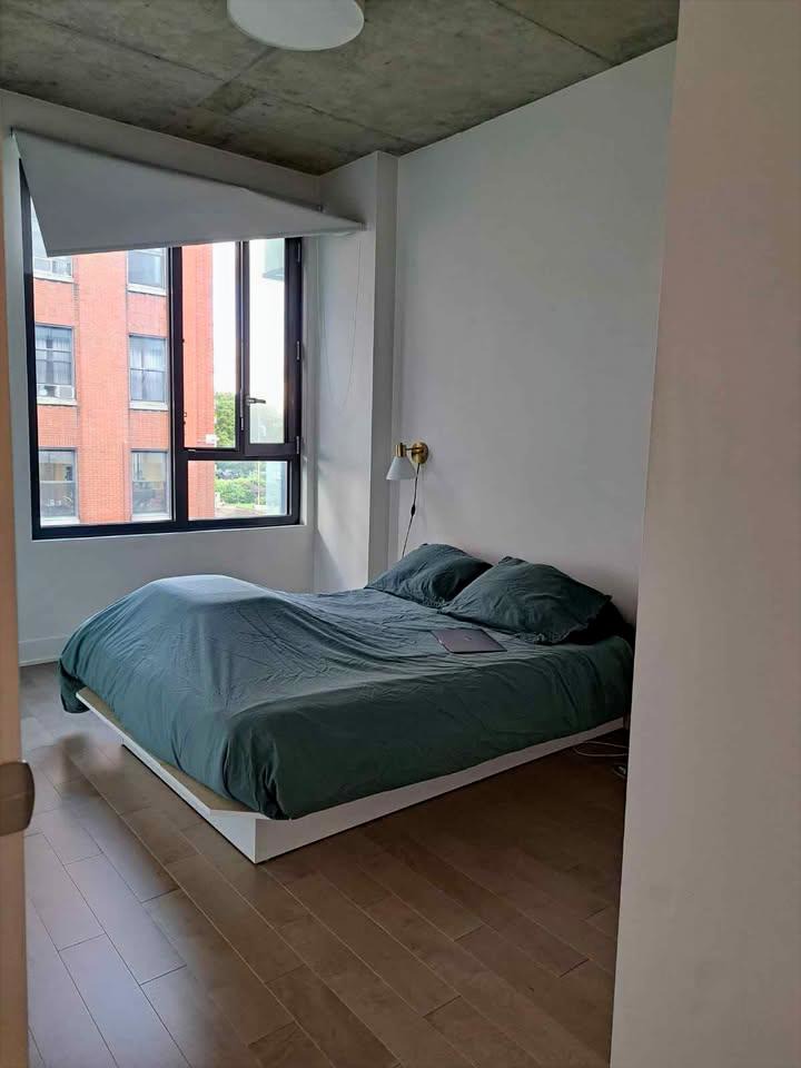 condo moderne avec balcon 3 1/2, tout équipé, pièce dressing, vide ou meublé, piscine, terrasse, barbecue, transports | 1370830793