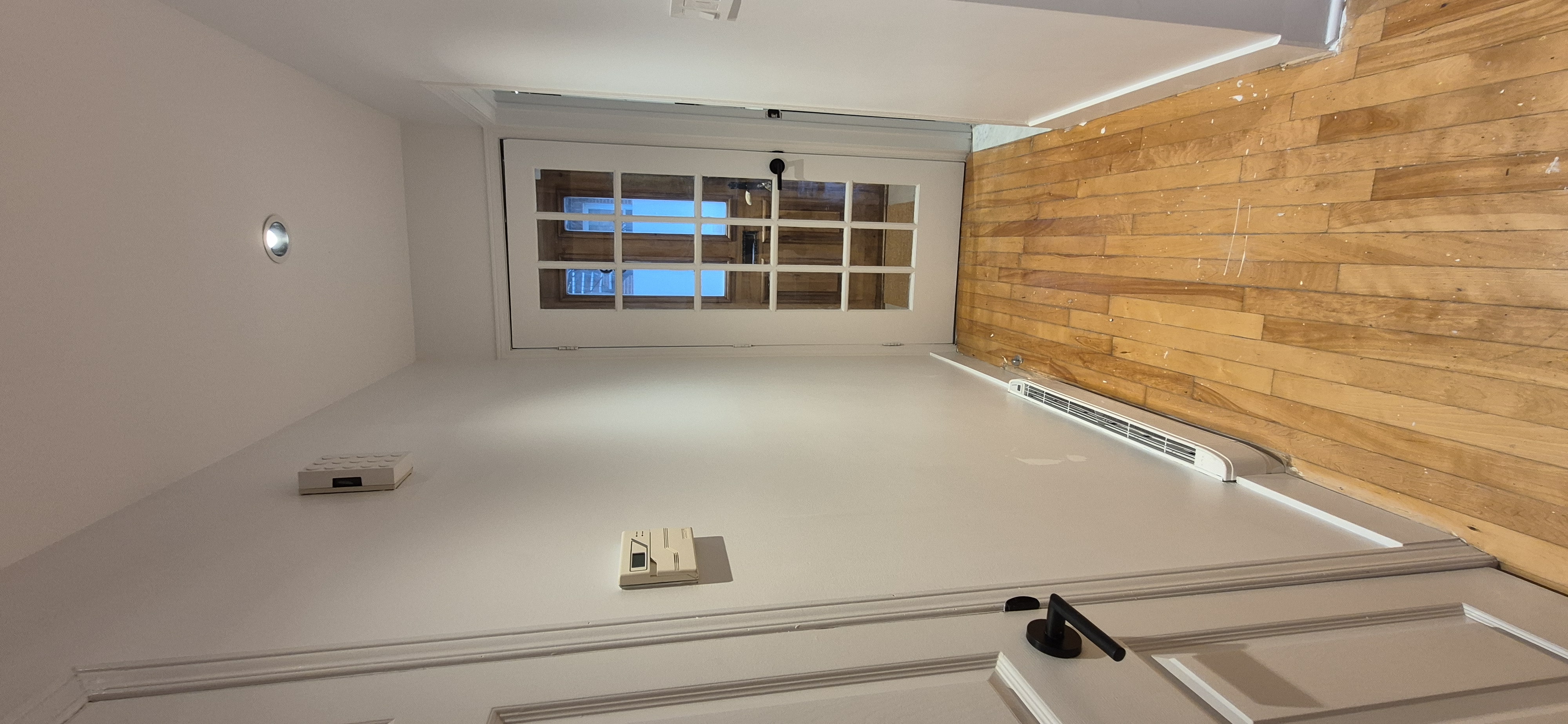 Studio TOUT INCLUS : Internet Illimité, TV, Lit, Électros! PRÊT-À-VIVRE! | 550796544