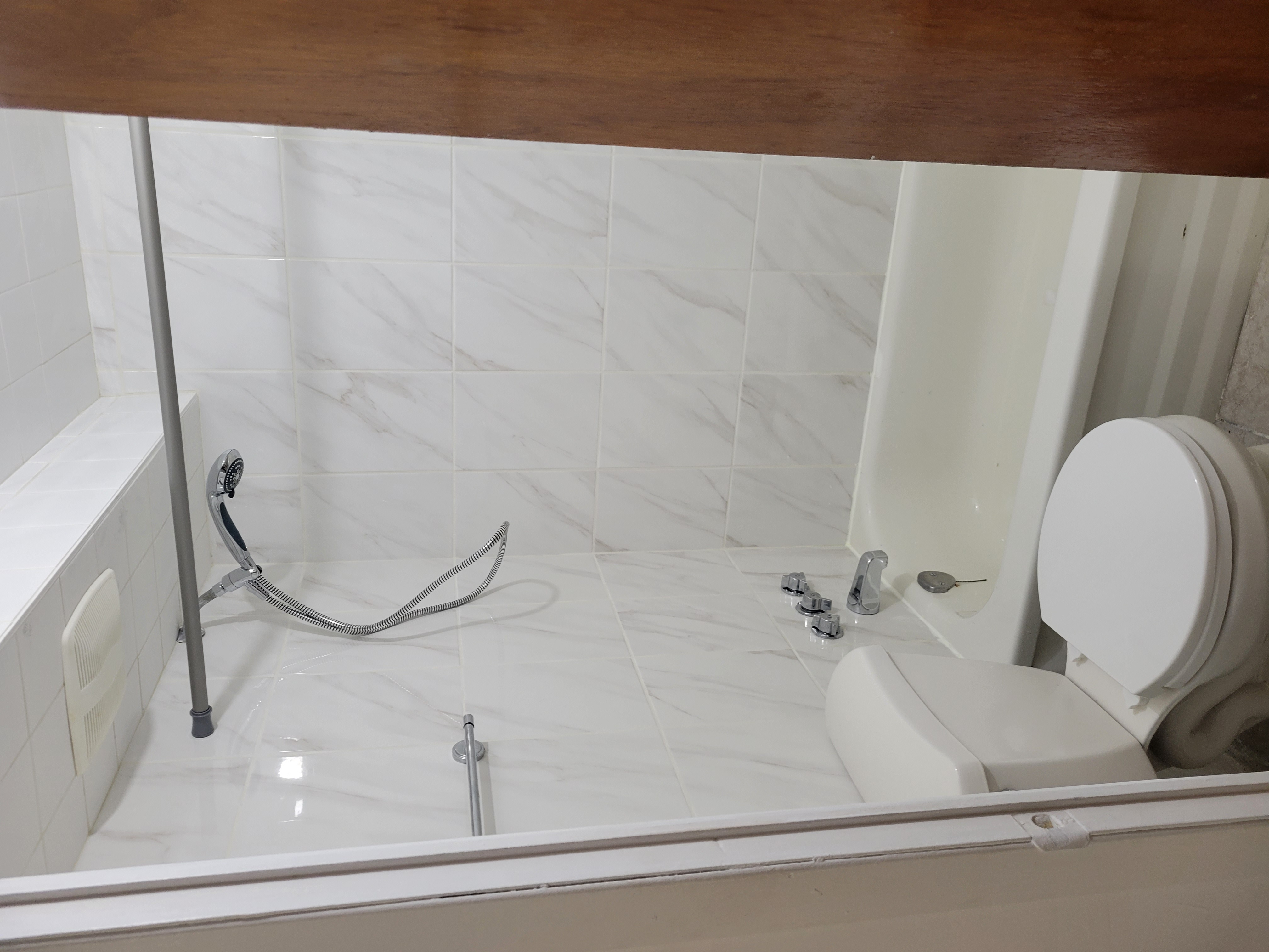 Logement 3 1/2 1100$/mo | 784726643