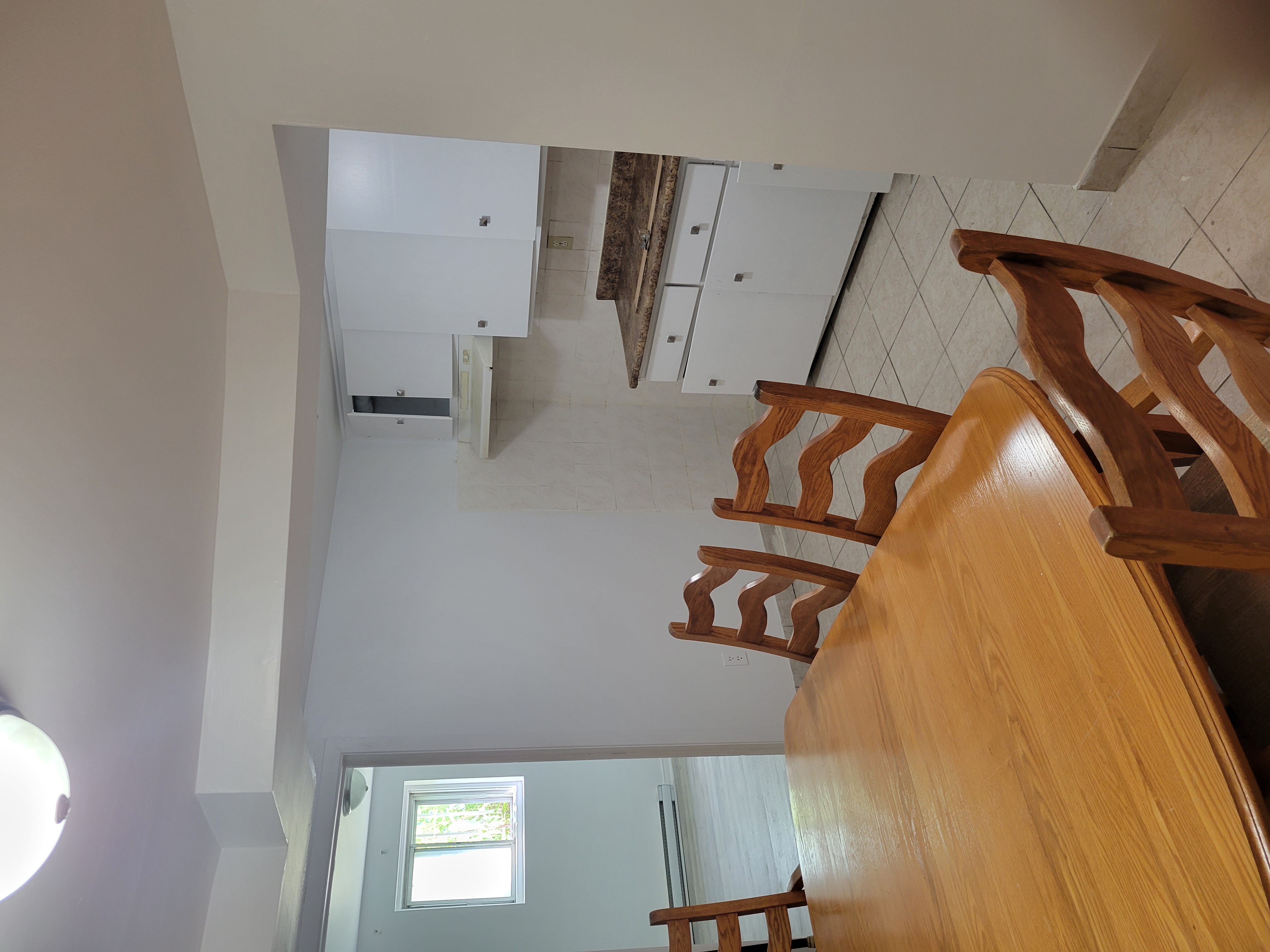 Logement 3 1/2 1100$/mo | 784726643