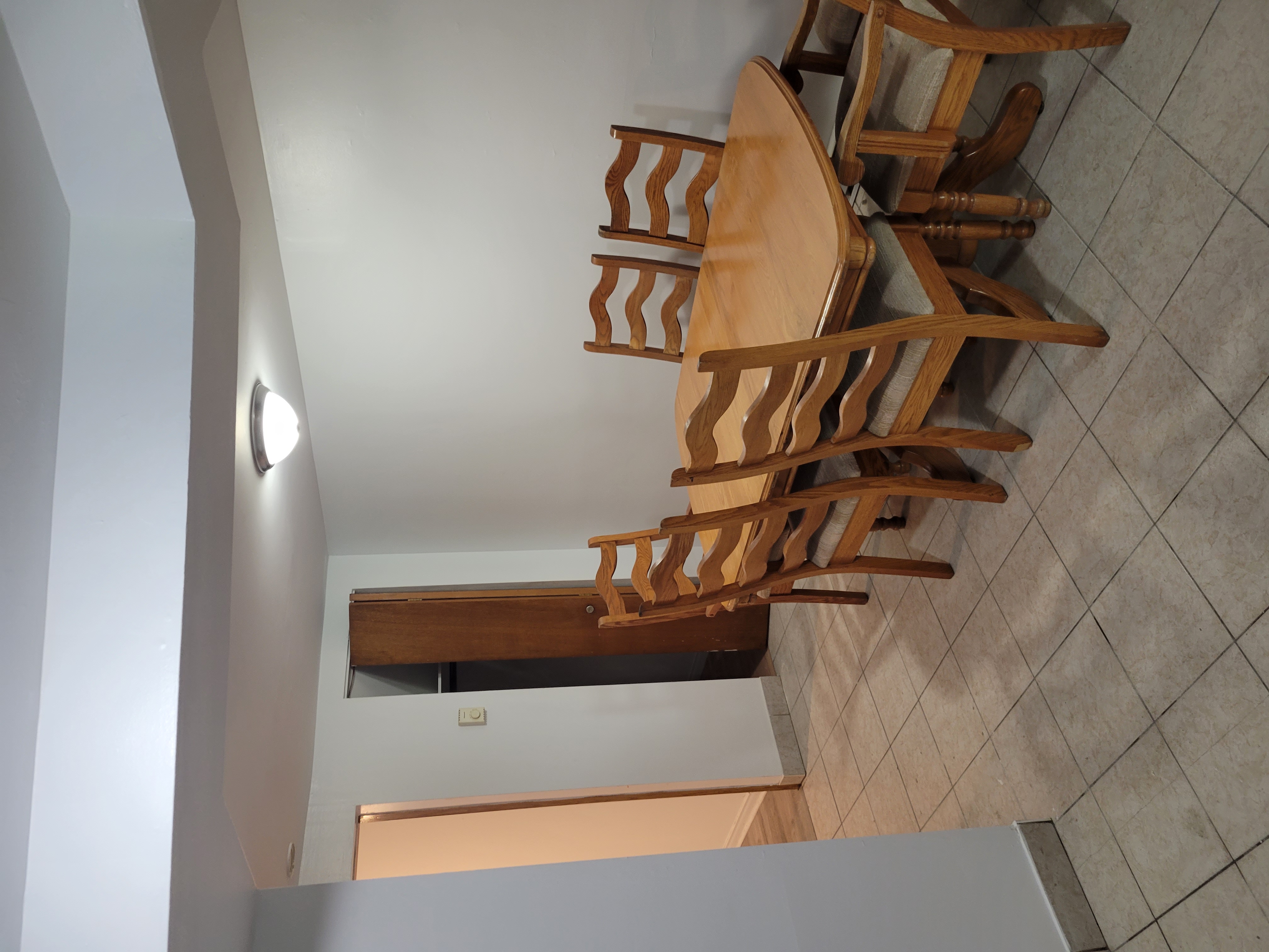 Logement 3 1/2 1100$/mo | 784726643