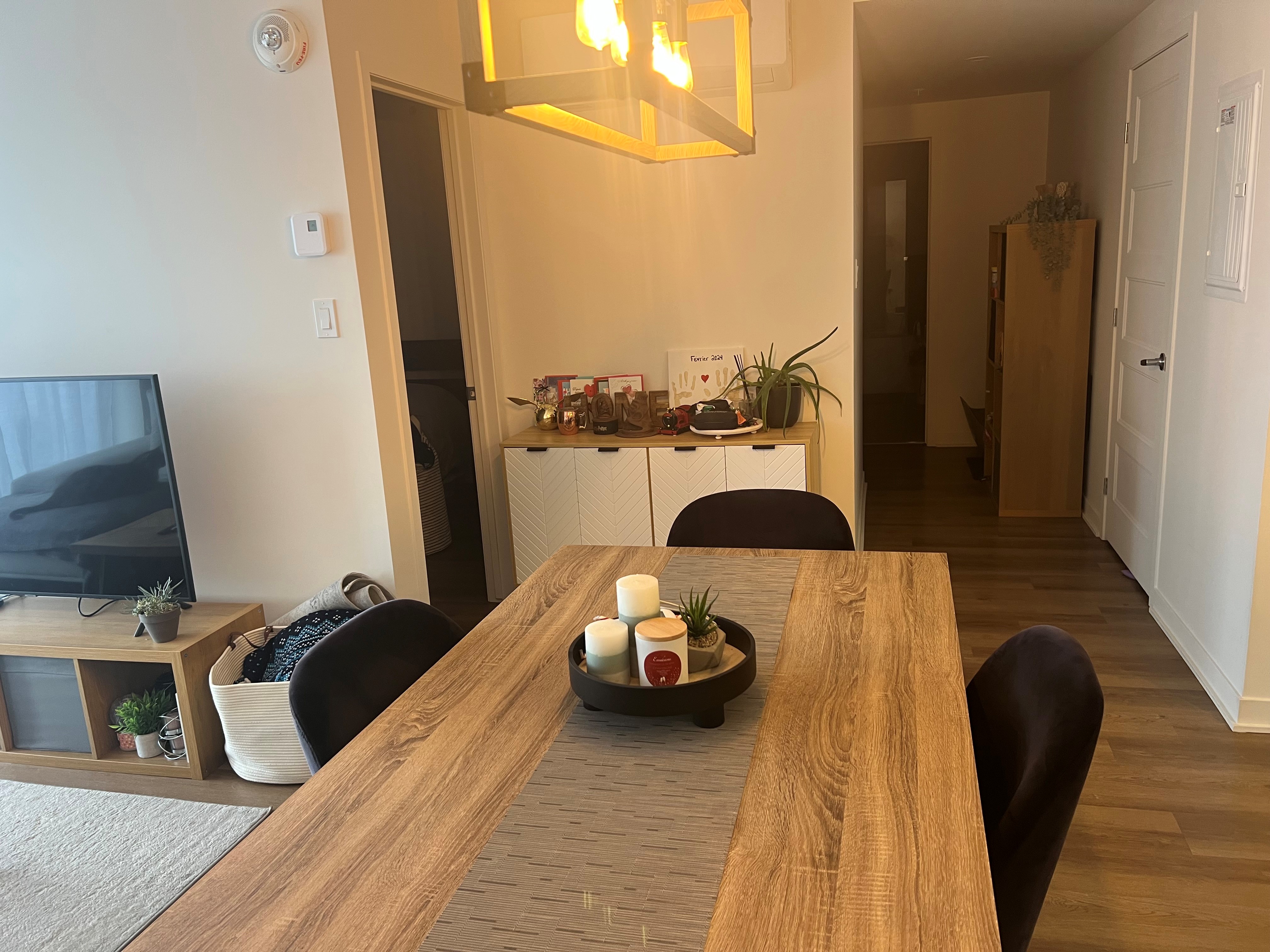 Appartement de 2 chambres et 1 salle de bain tout inclus sauf Hydro-Québec - Rabais 300$/mois pendant 6 mois | 120890094