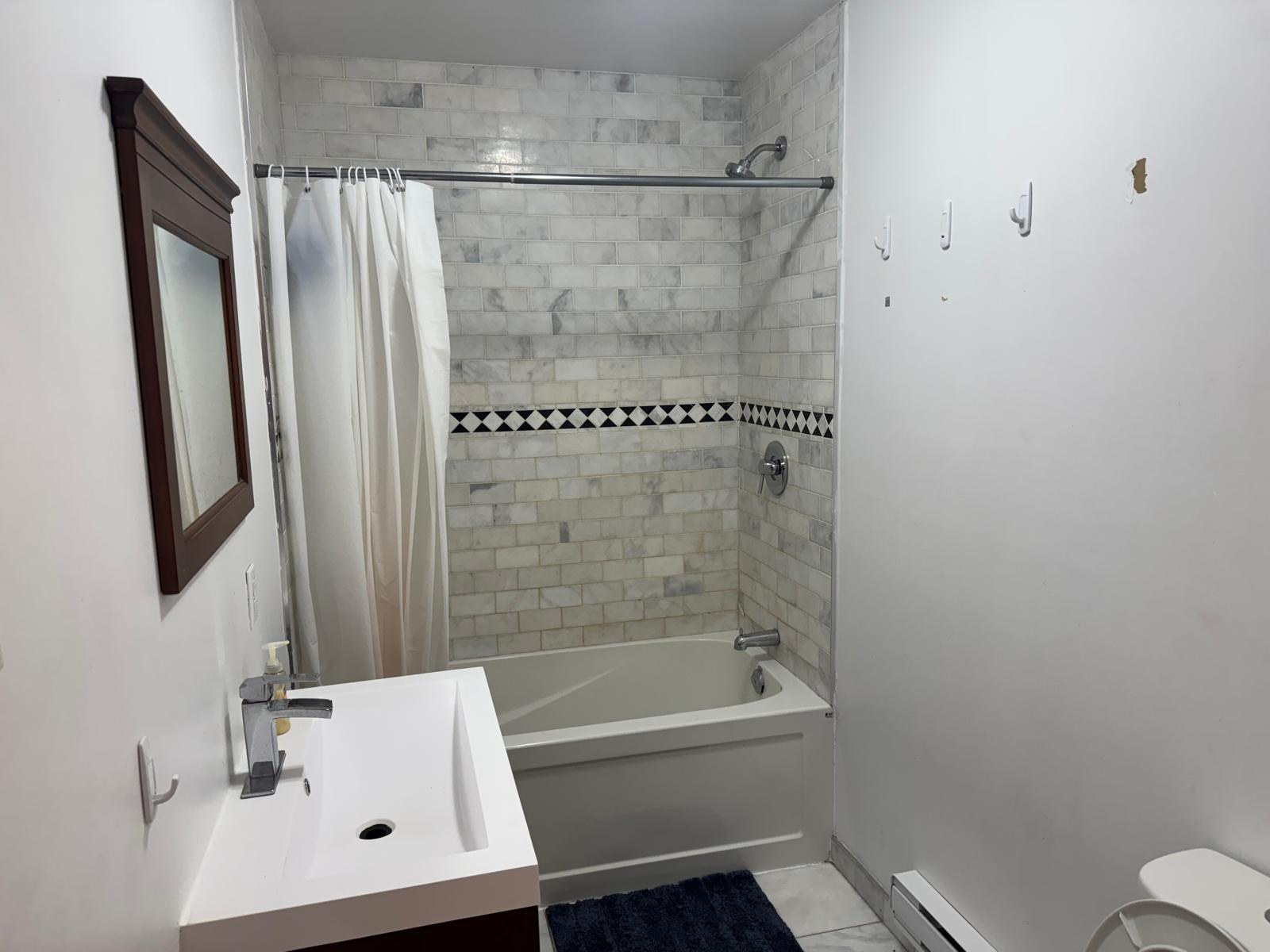 Fully furnished four-bedroom apartment on Plateau Mont-Royal for May 2026 | 207926644